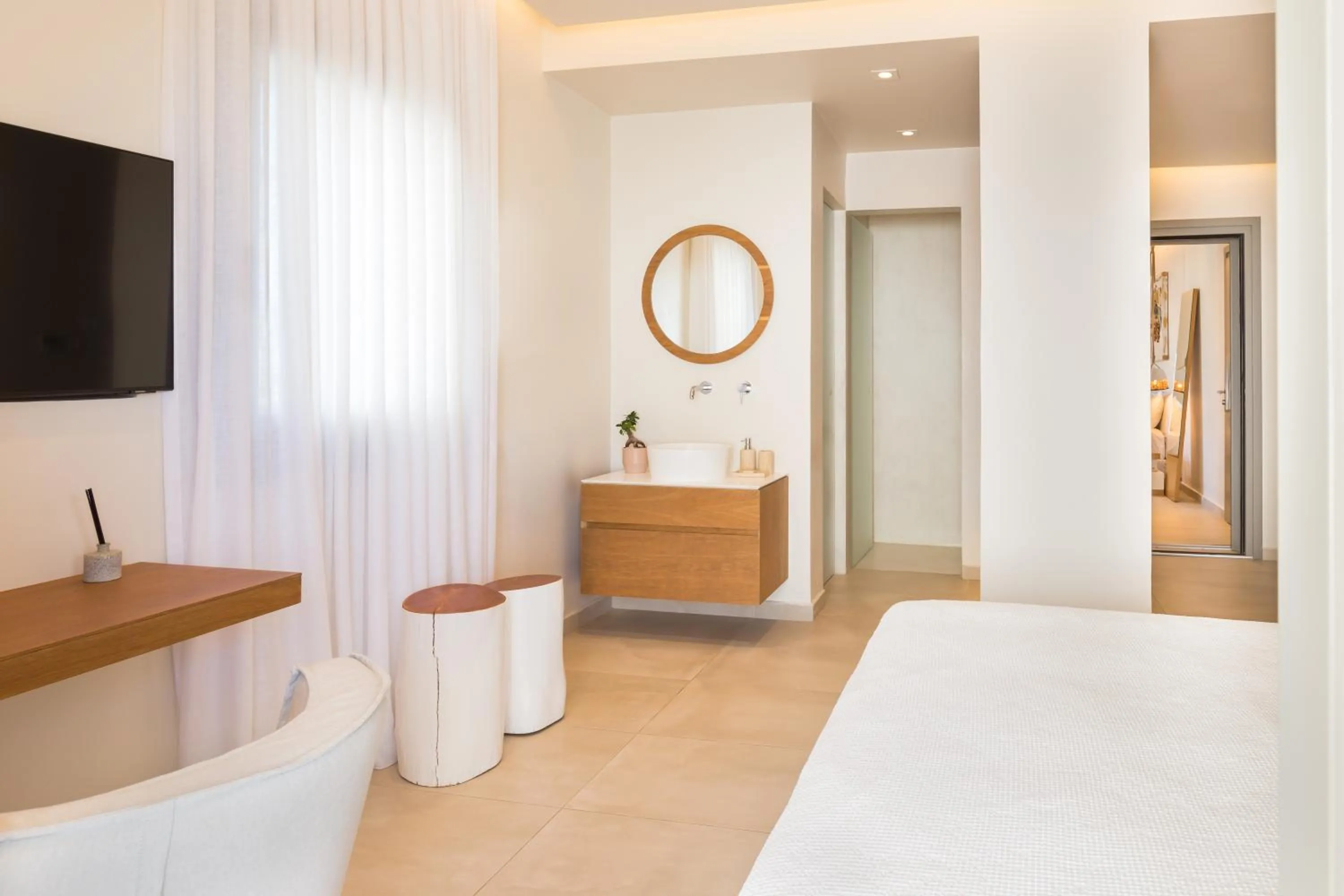 Bedroom, Bed in 18 Grapes Hotel