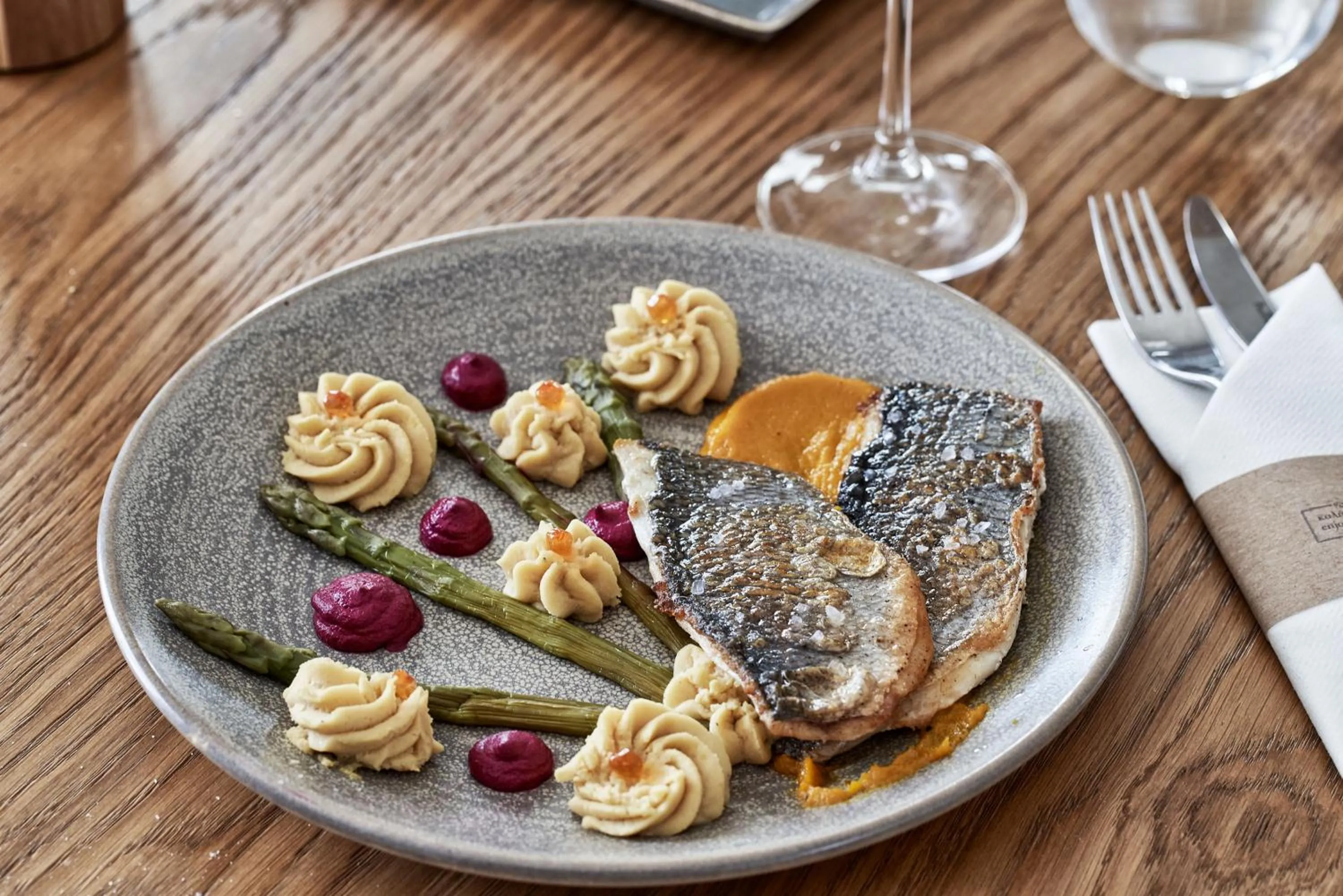 Food and drinks in 18 Grapes Hotel