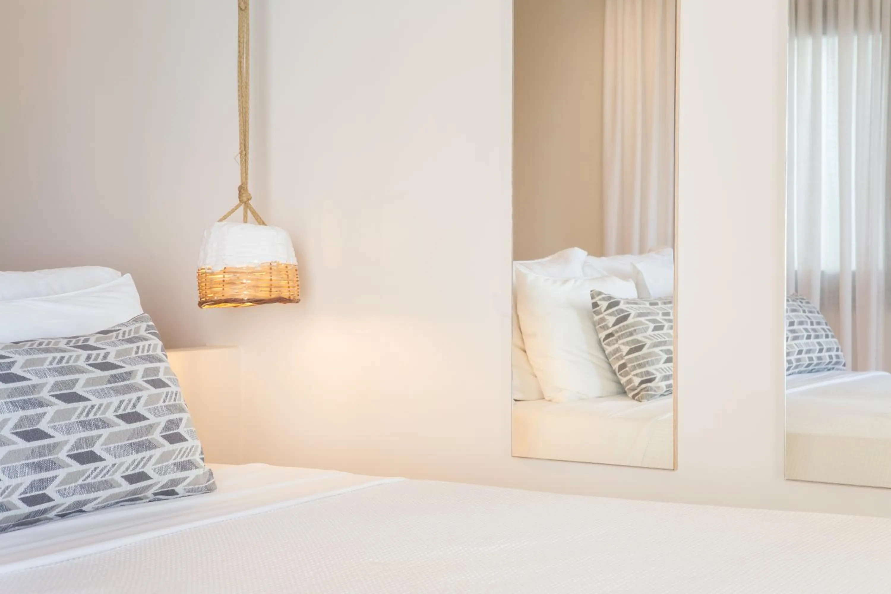 Bed in 18 Grapes Hotel