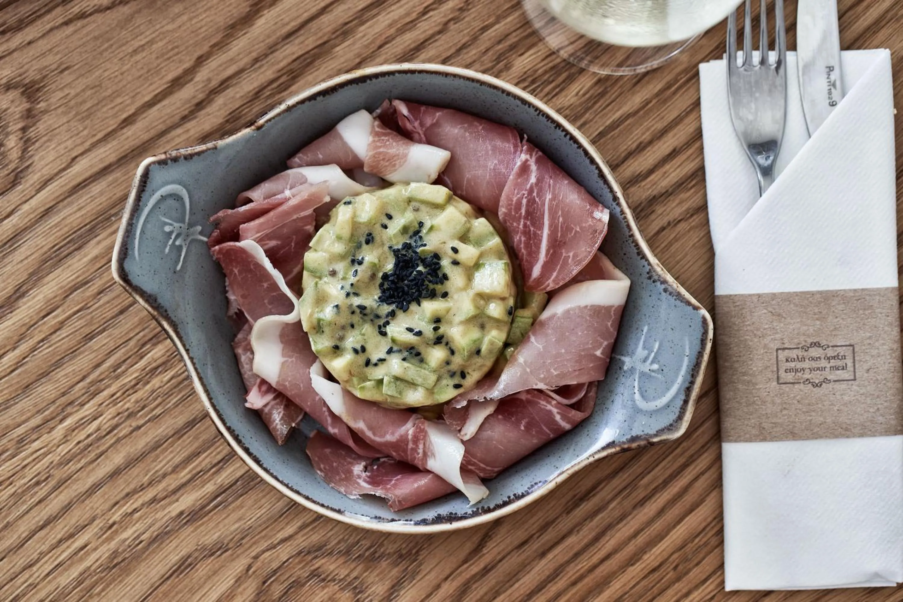 Food and drinks in 18 Grapes Hotel