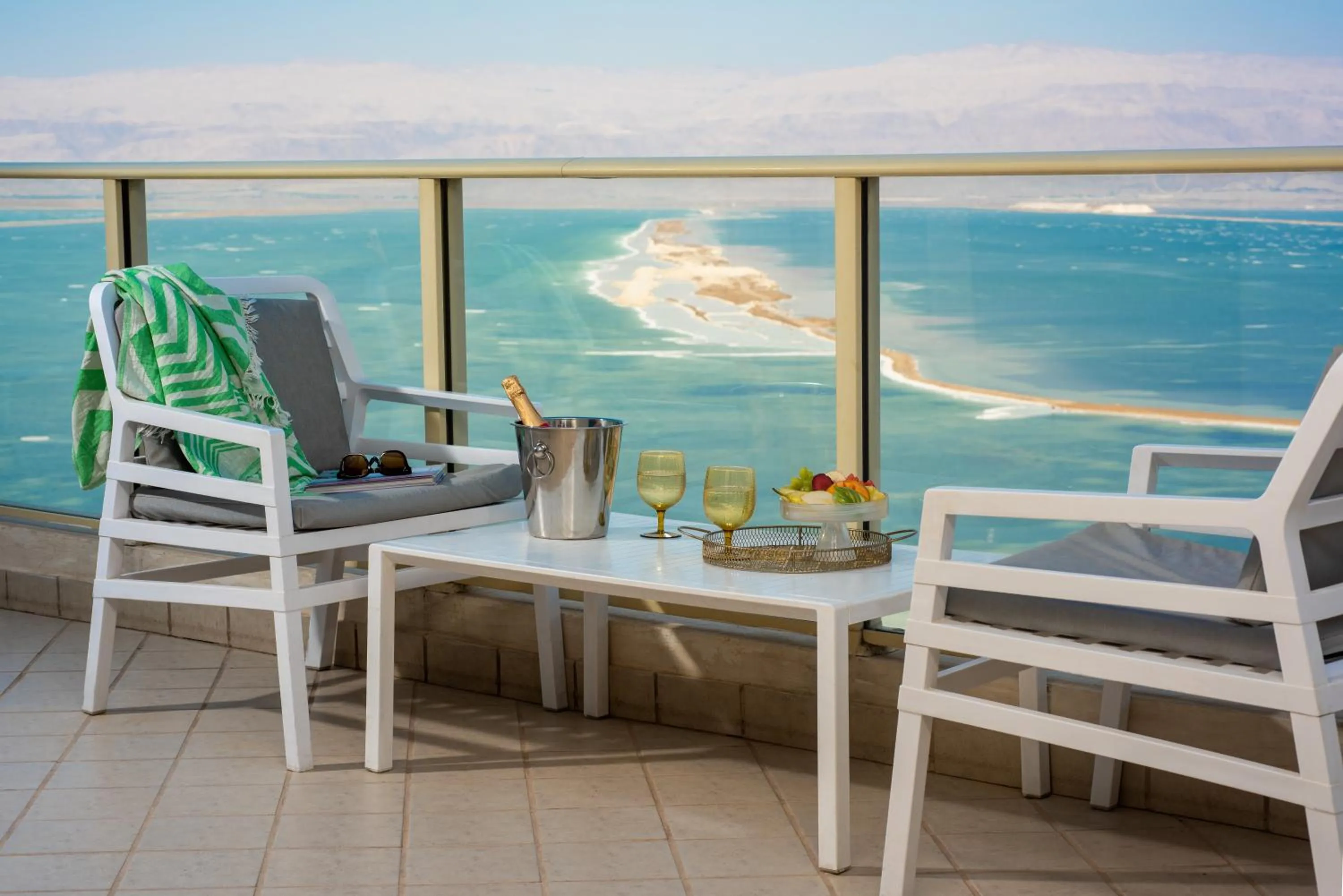 Balcony/Terrace in Leonardo Plaza Hotel Dead Sea