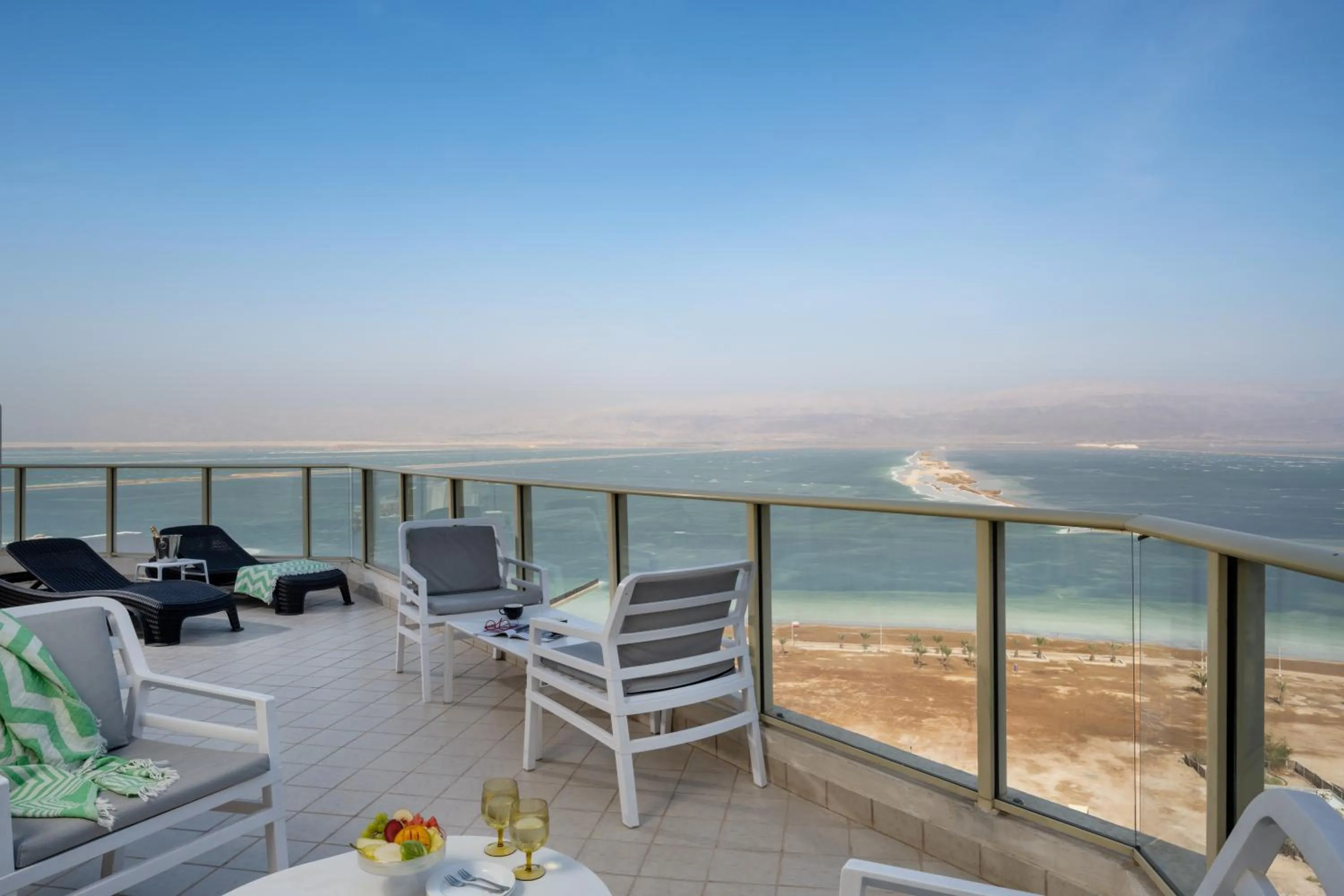 Balcony/Terrace in Leonardo Plaza Hotel Dead Sea