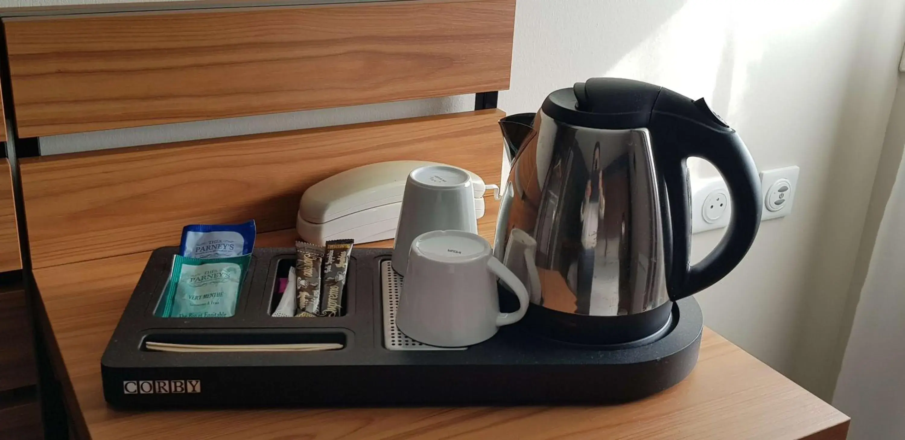 Comfort King Room with Shower - Non-Smoking in Best Western Côte des Sables Plouescat Comfort King Room with Shower - Non-Smoking in Best Western Côte des Sables Plouescat