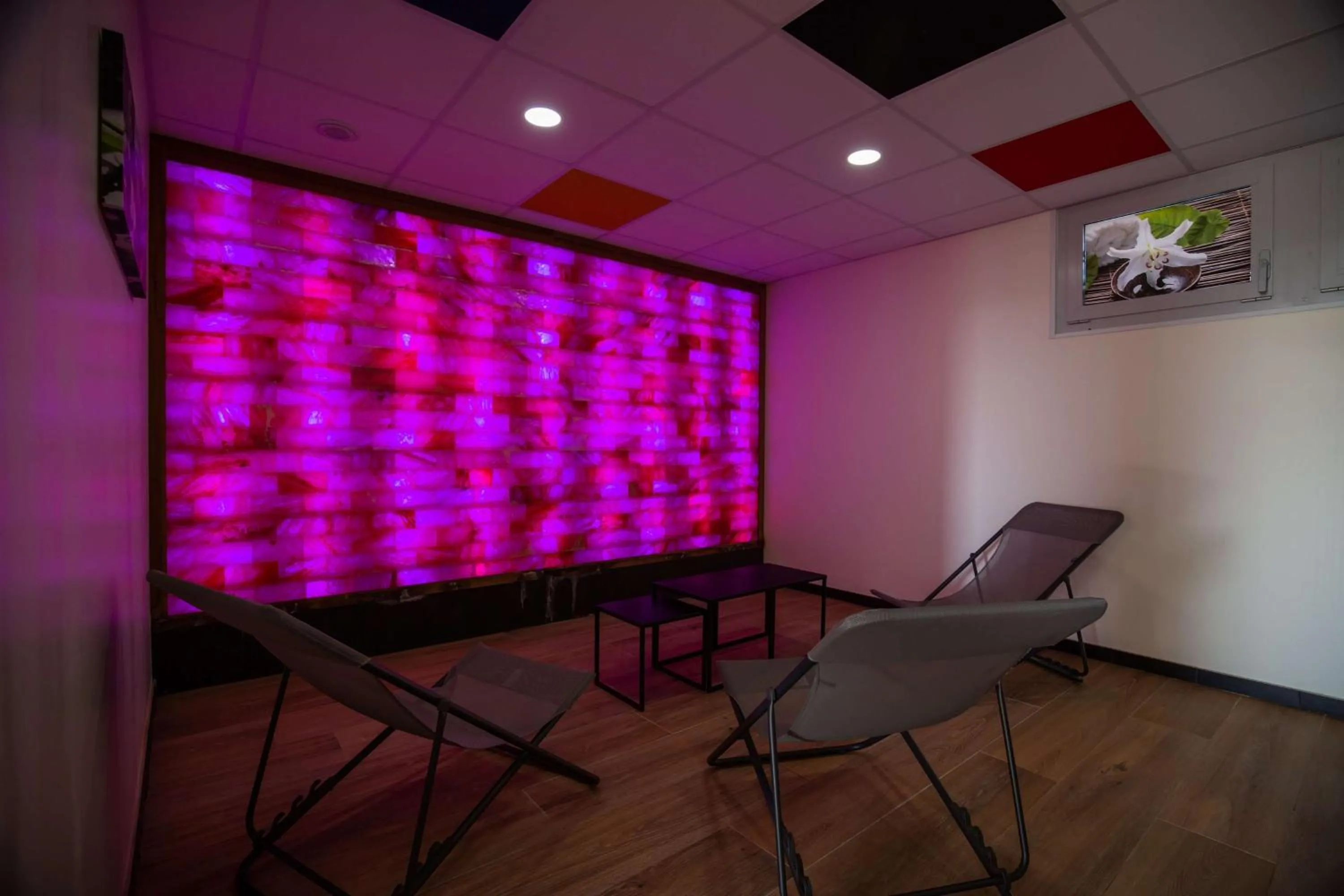 Spa and wellness centre/facilities in Brit Hotel & Spa Côte des Sables