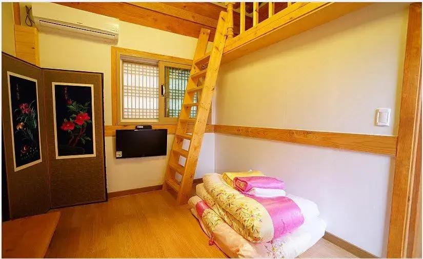 Standard Double Room in The Mumum Guesthouse Standard Double Room in The Mumum Guesthouse