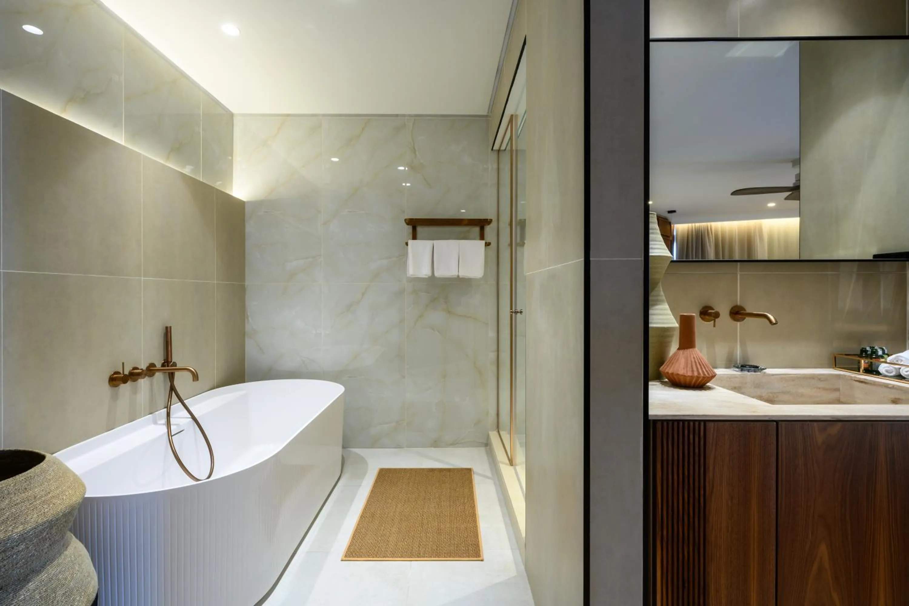 Bathroom in Leonardo Plaza Hotel Tiberias