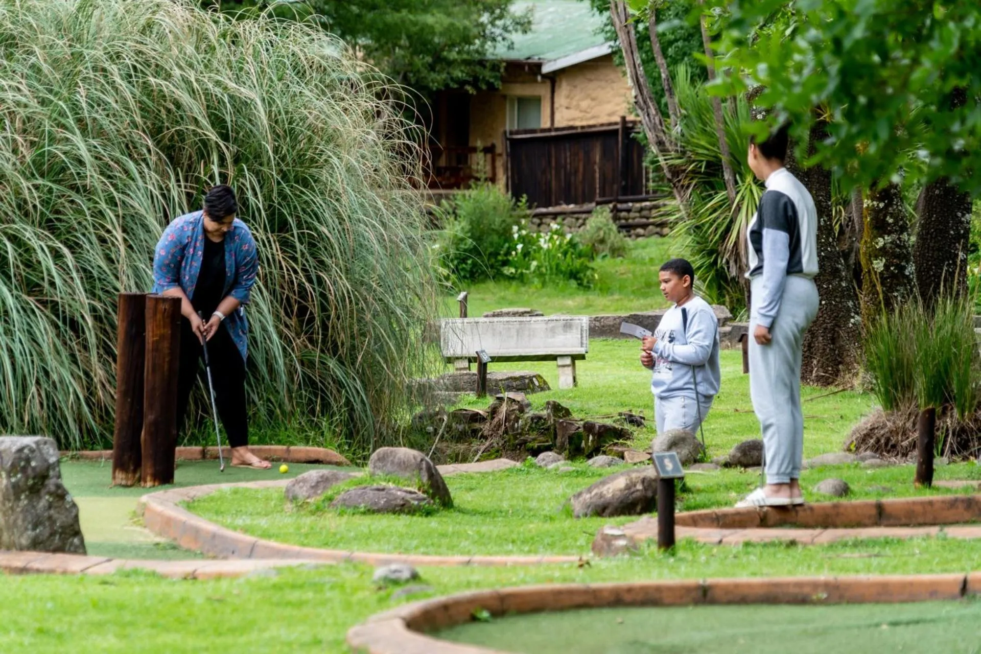 Minigolf in Gooderson Drakensberg Gardens Golf & Spa Resort
