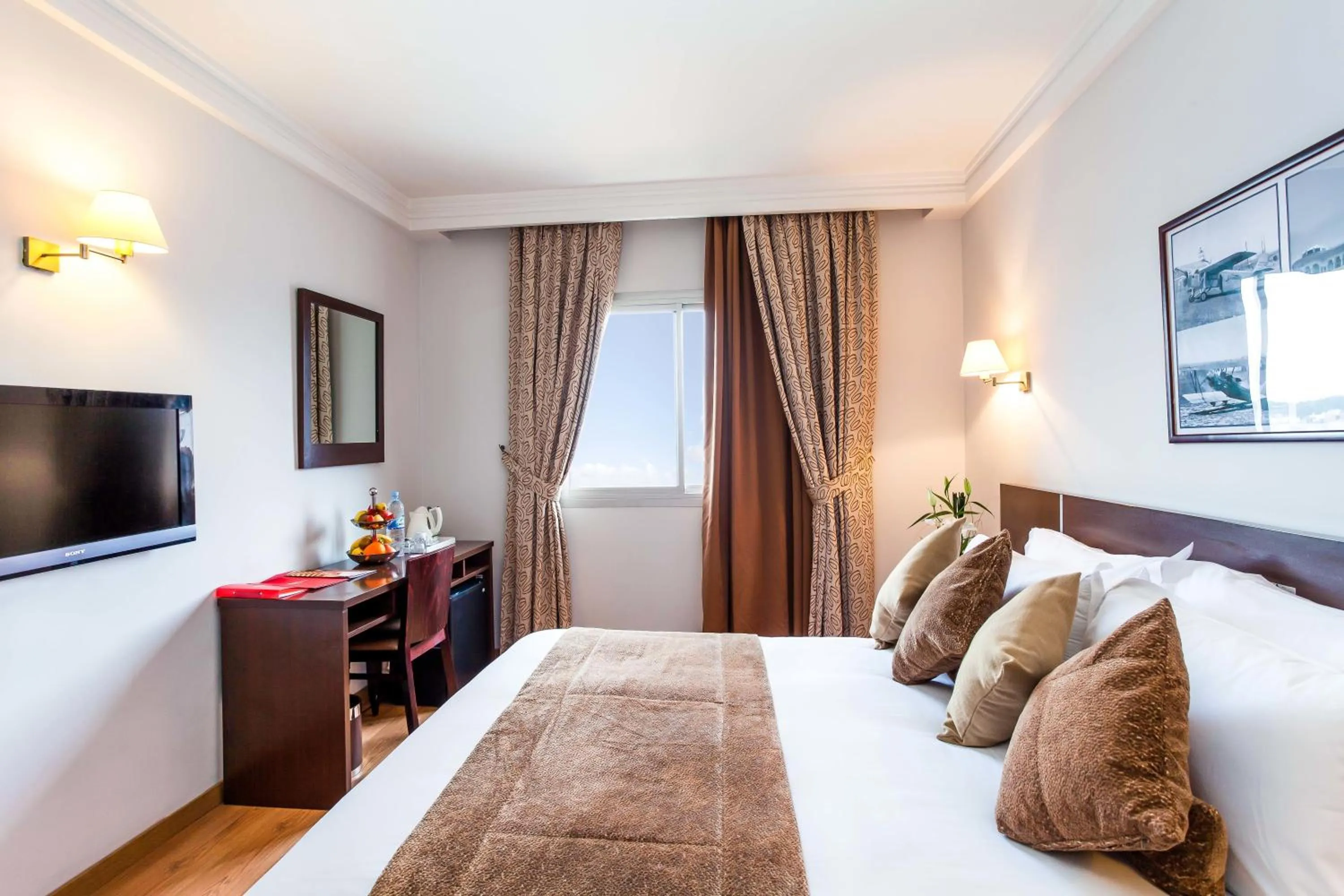 Bedroom, Bed in Relax Hotel Airport Nouasseur