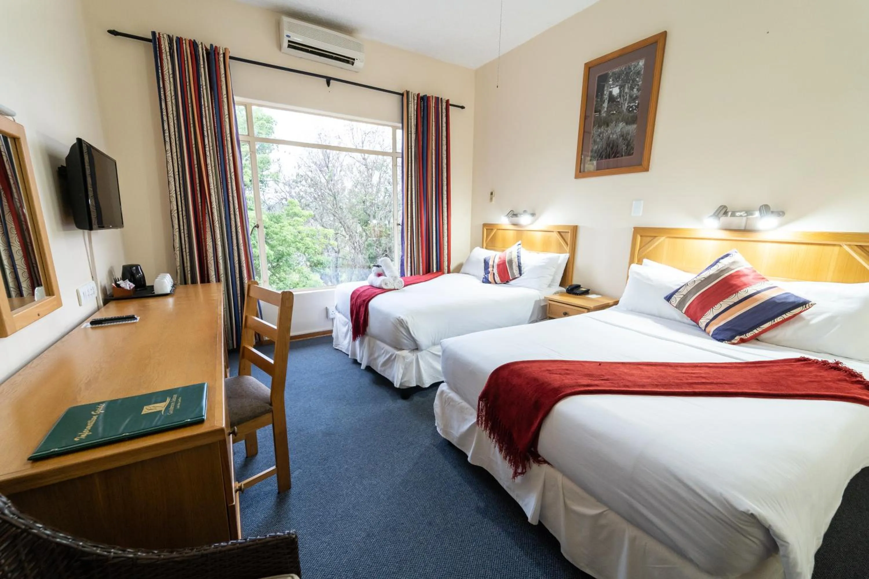 Bedroom, Bed in Gooderson Natal Spa Hot Springs Resort