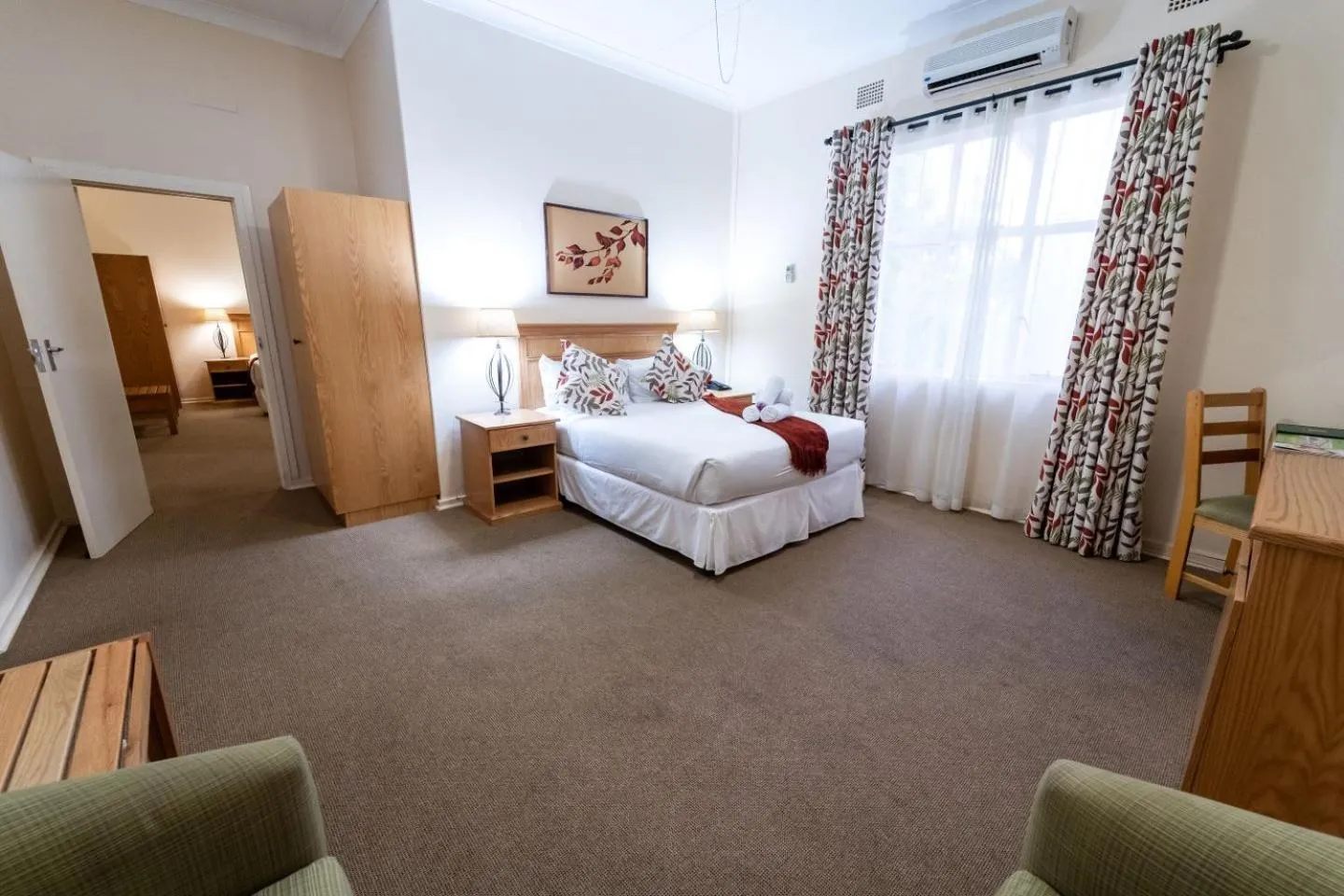 Bedroom, Bed in Gooderson Natal Spa Hot Springs Resort