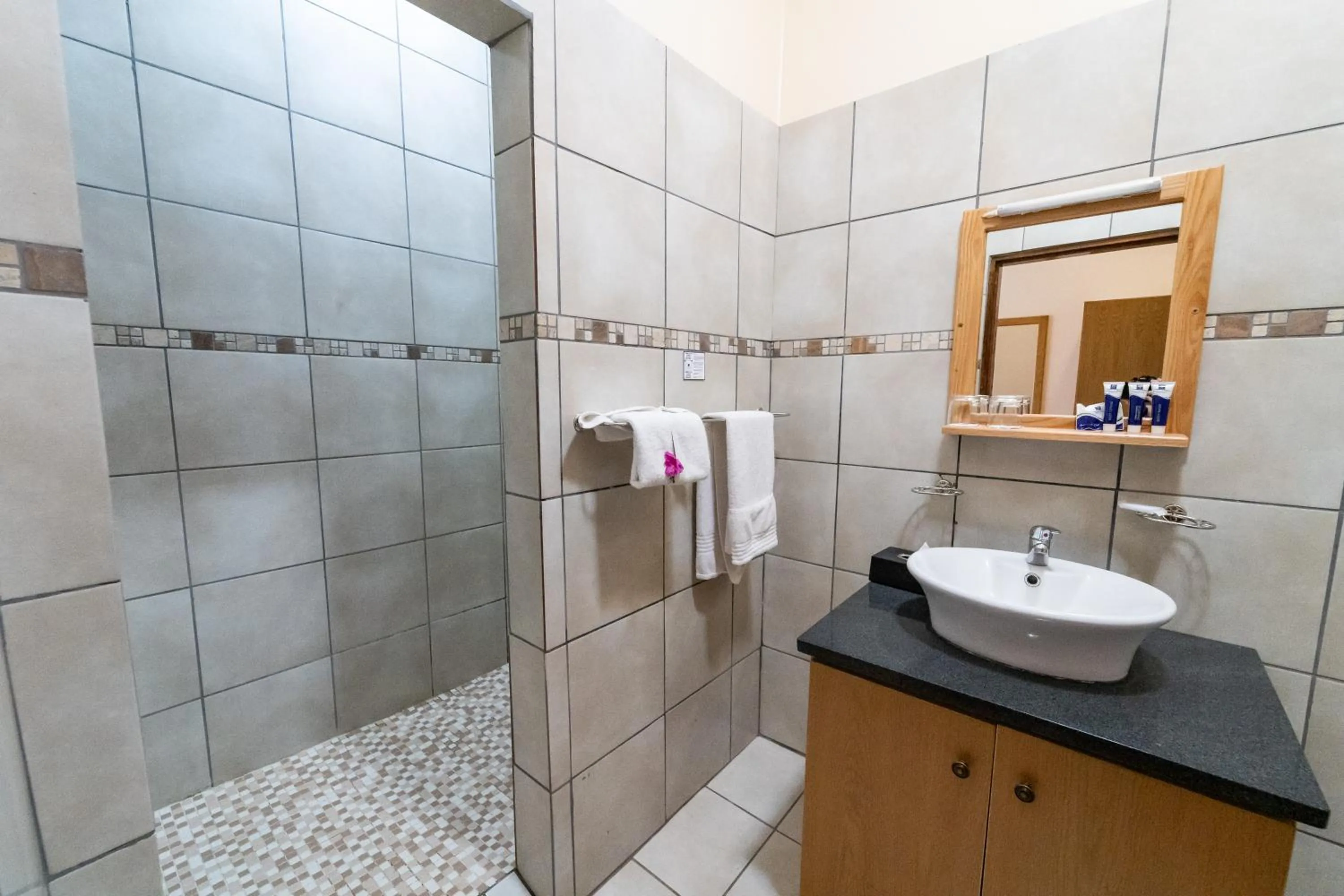 Bathroom in Gooderson Natal Spa Hot Springs Resort