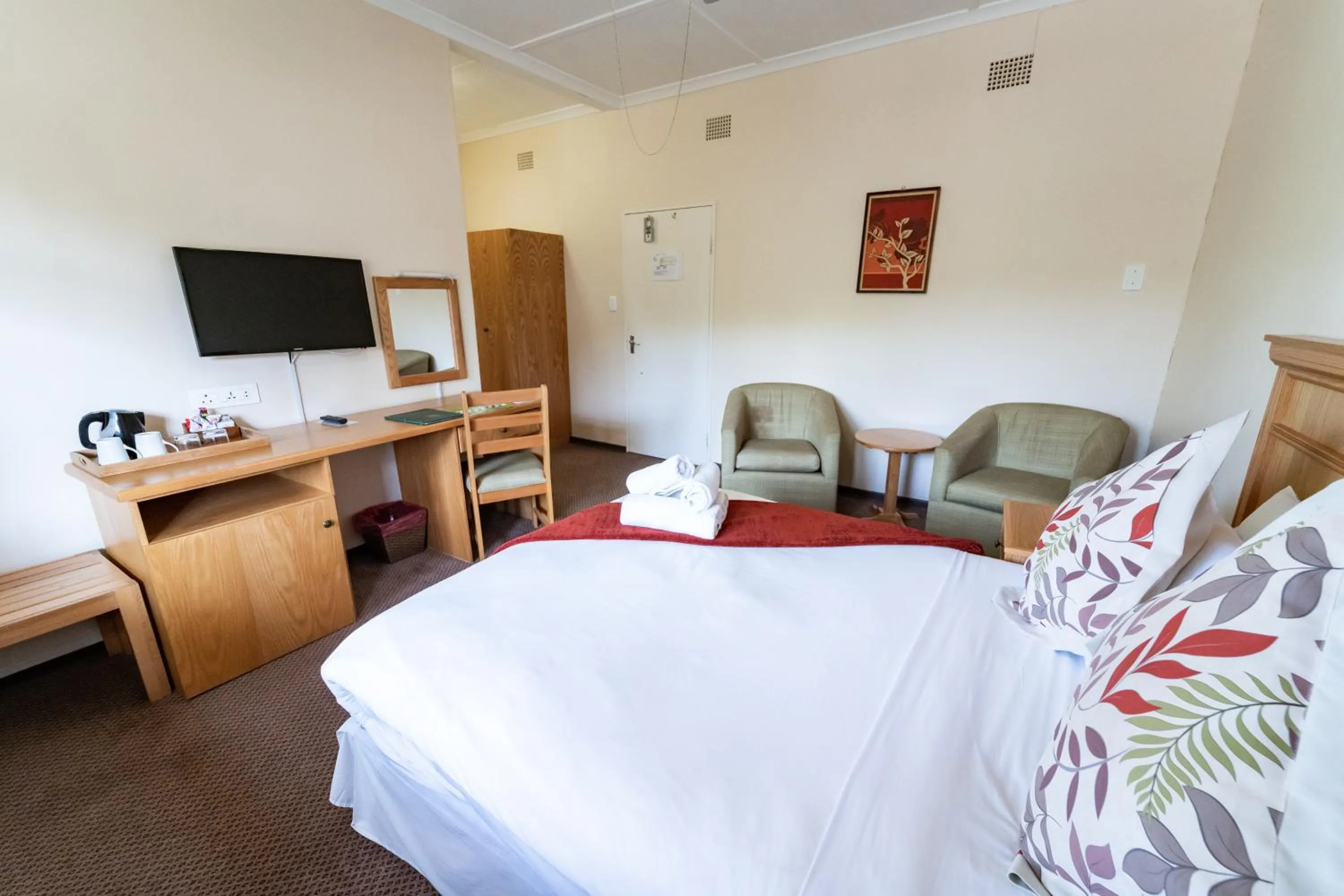 Bedroom, Bed in Gooderson Natal Spa Hot Springs Resort