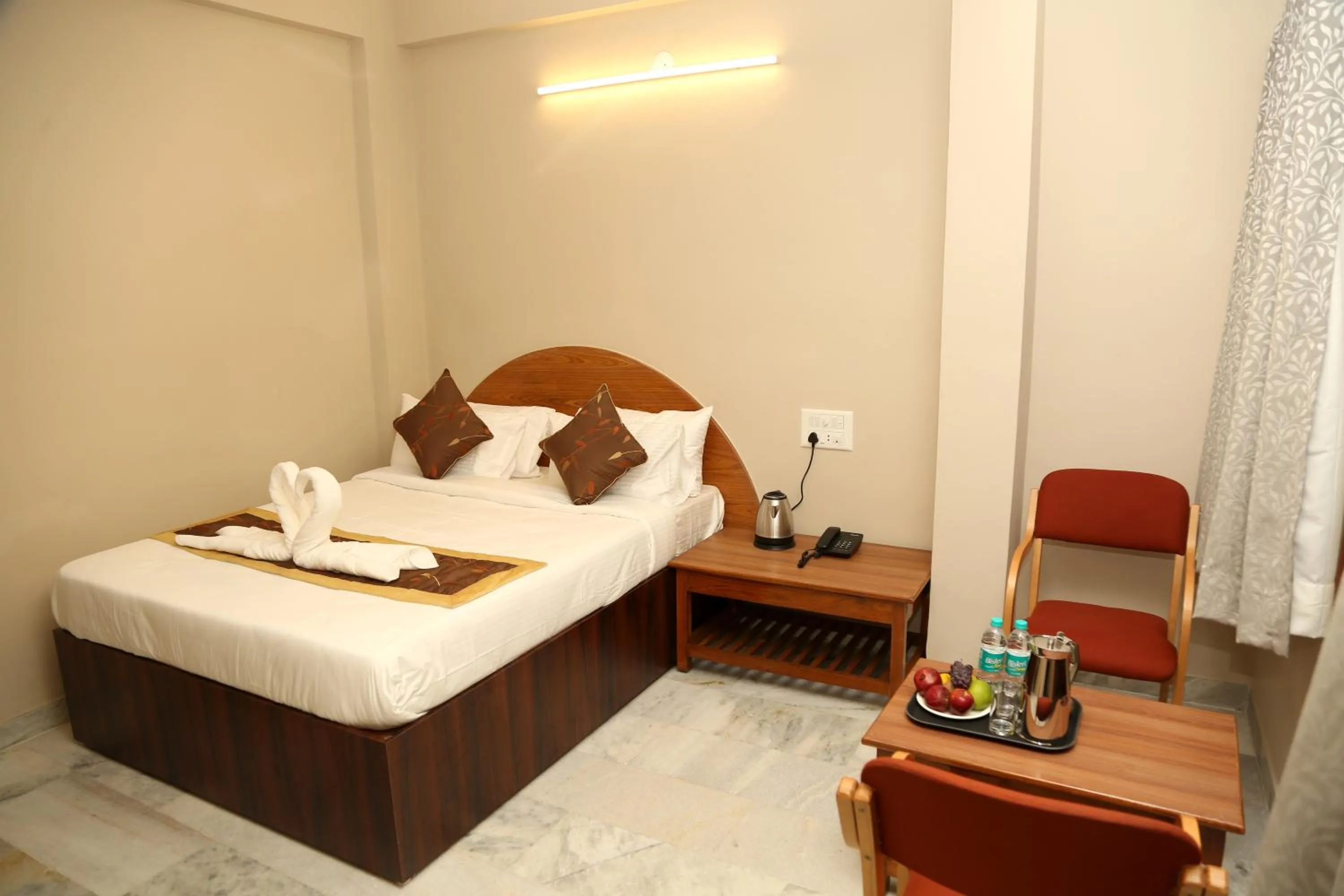 Photo of the whole room in Soundarya Hotel