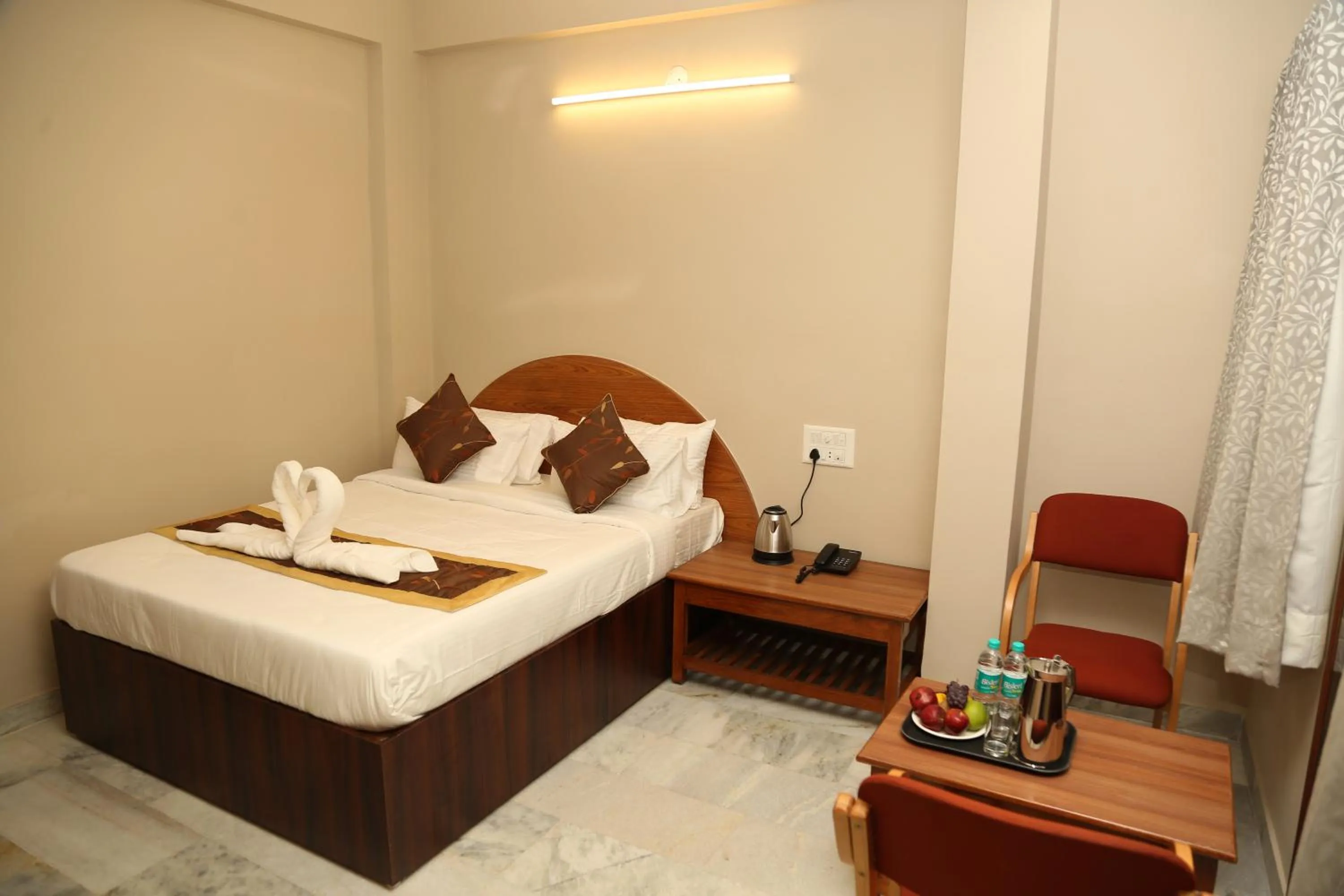 Photo of the whole room in Soundarya Hotel