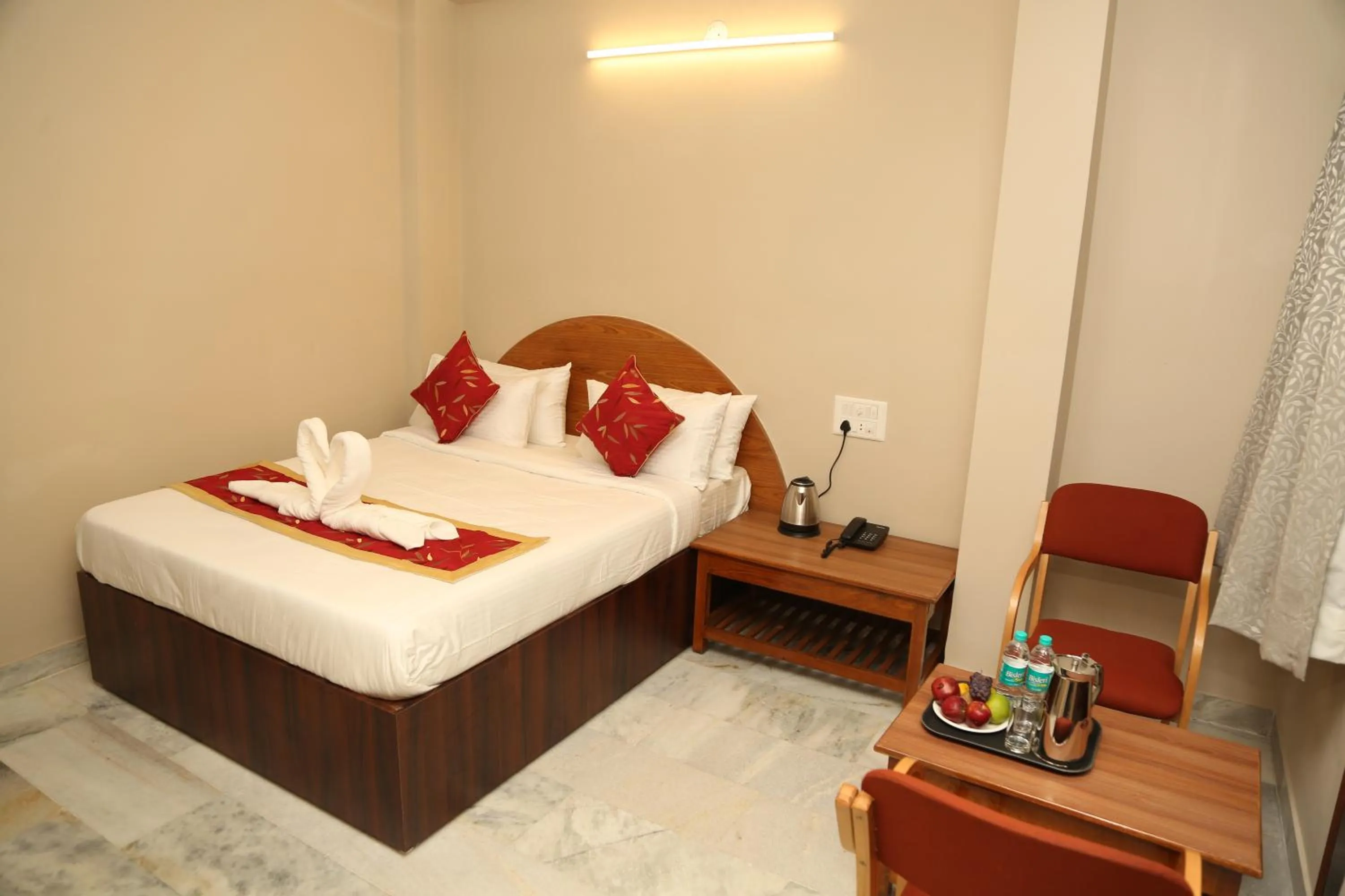 Photo of the whole room in Soundarya Hotel