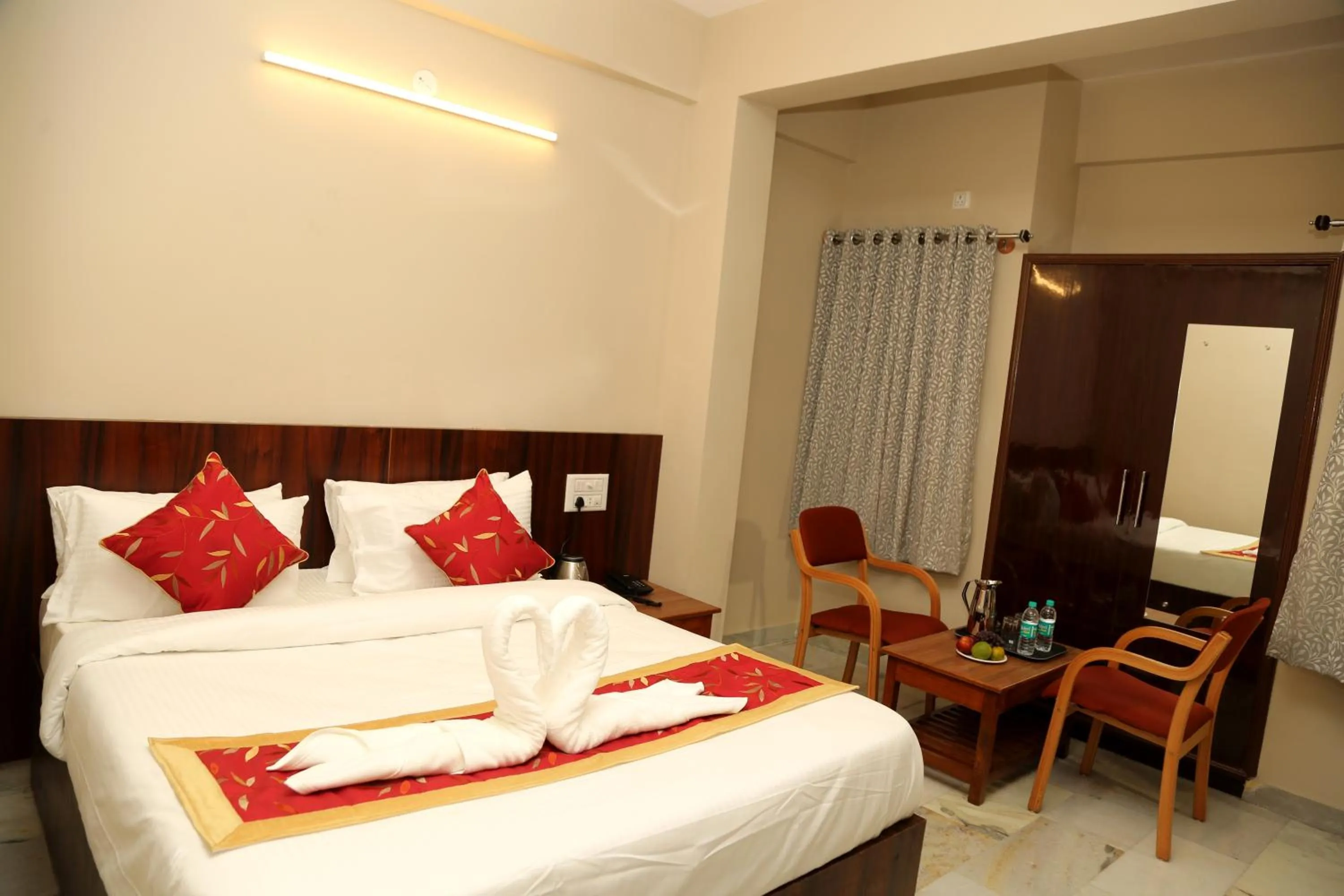 Photo of the whole room in Soundarya Hotel