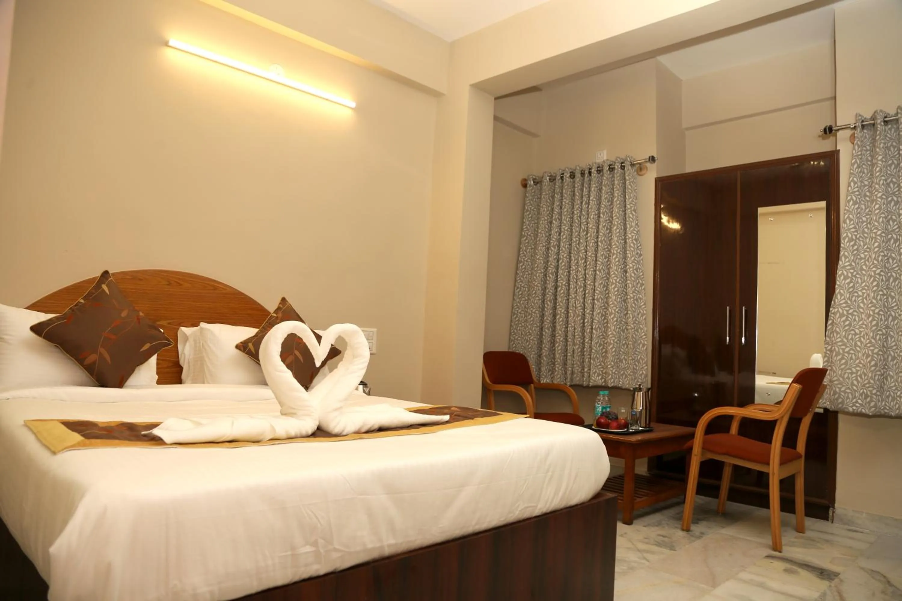 Photo of the whole room in Soundarya Hotel