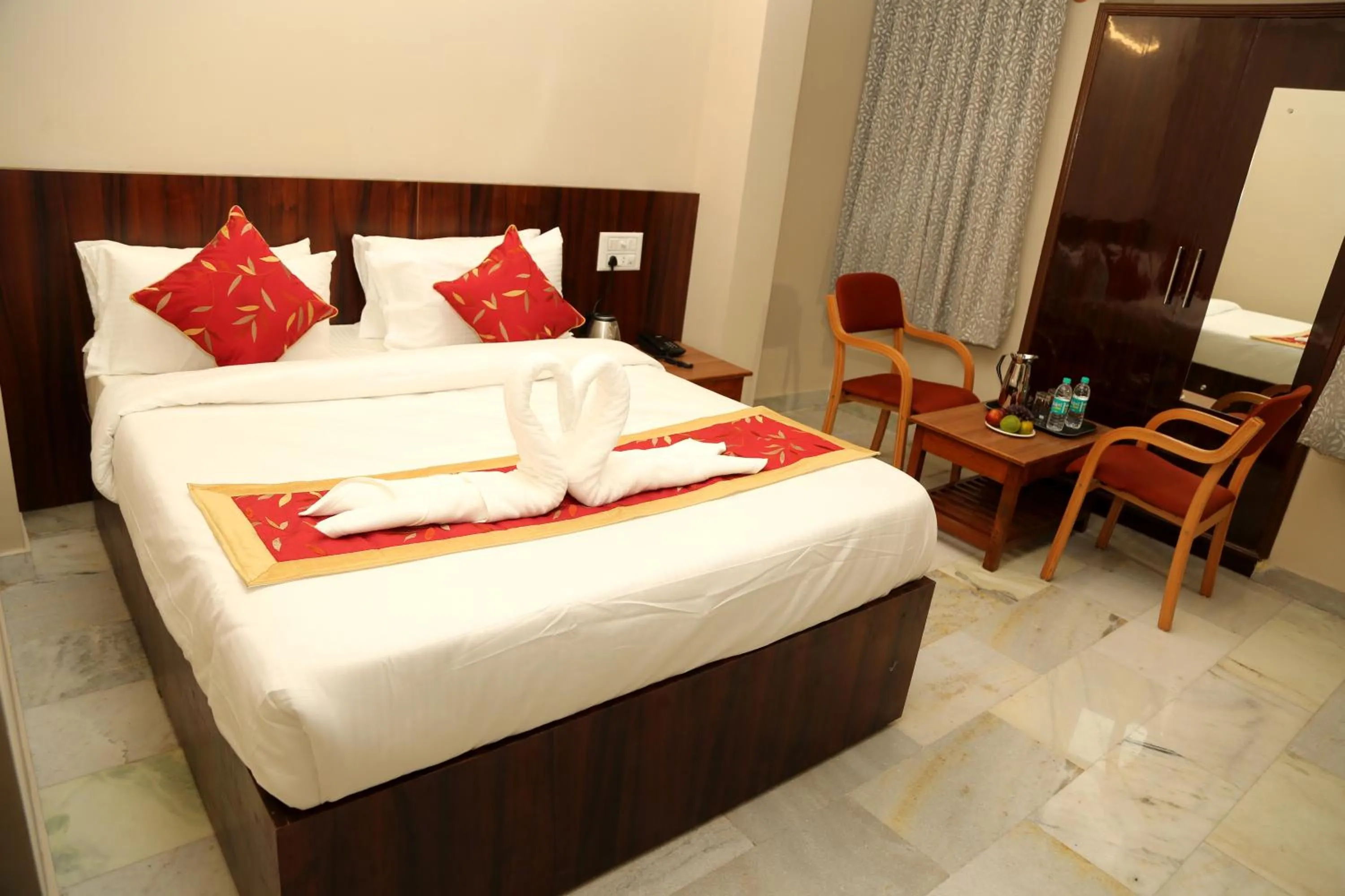 Photo of the whole room in Soundarya Hotel