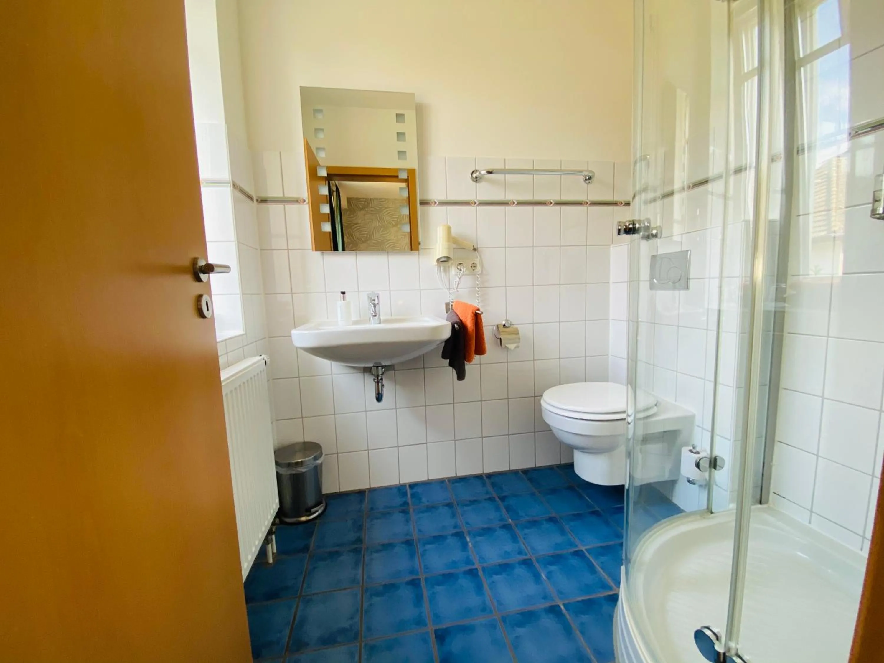 Bathroom in Landhaus Hammoor Stieper Gastronomie GmbH