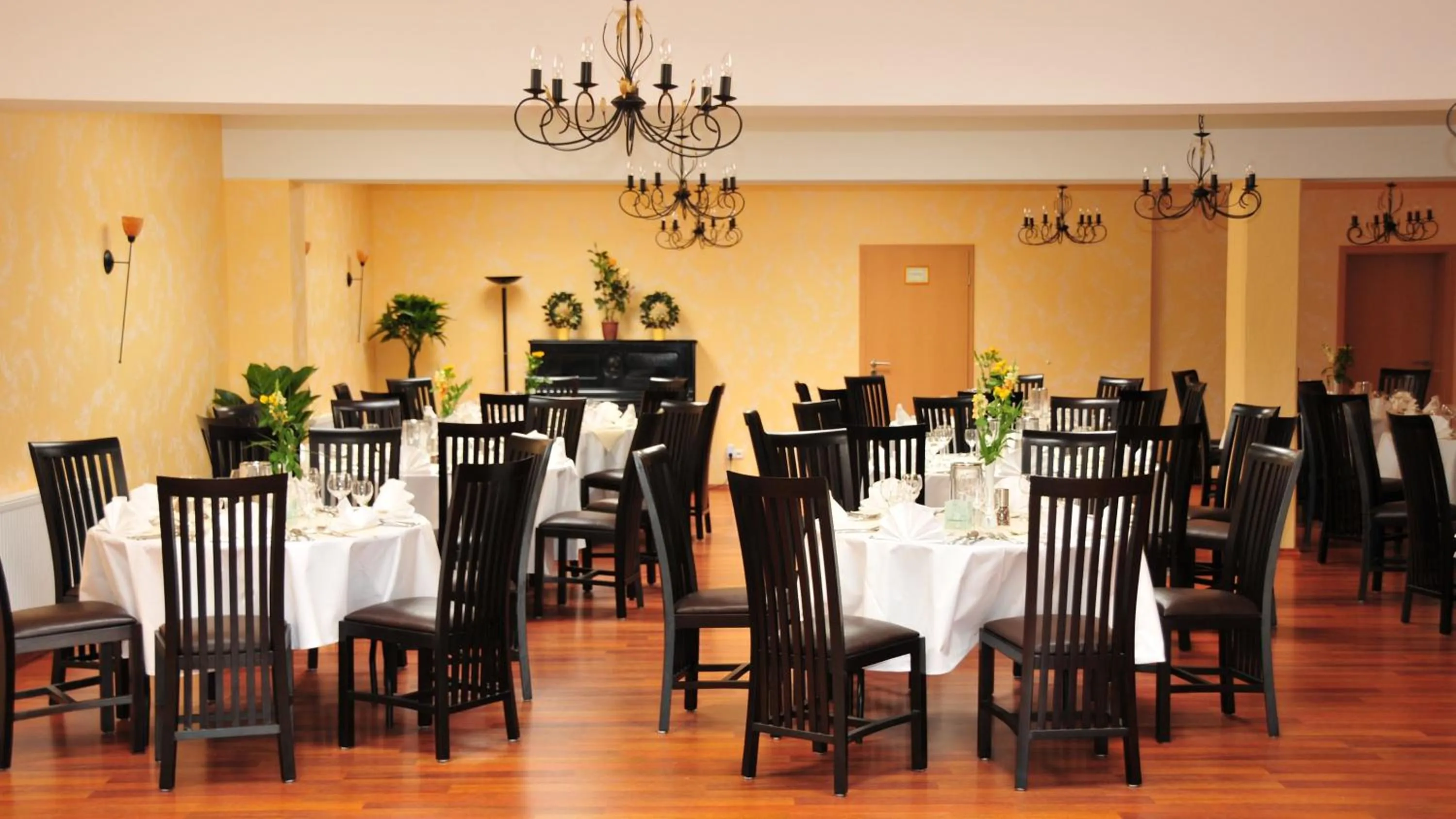 Restaurant/places to eat in Landhaus Hammoor Stieper Gastronomie GmbH