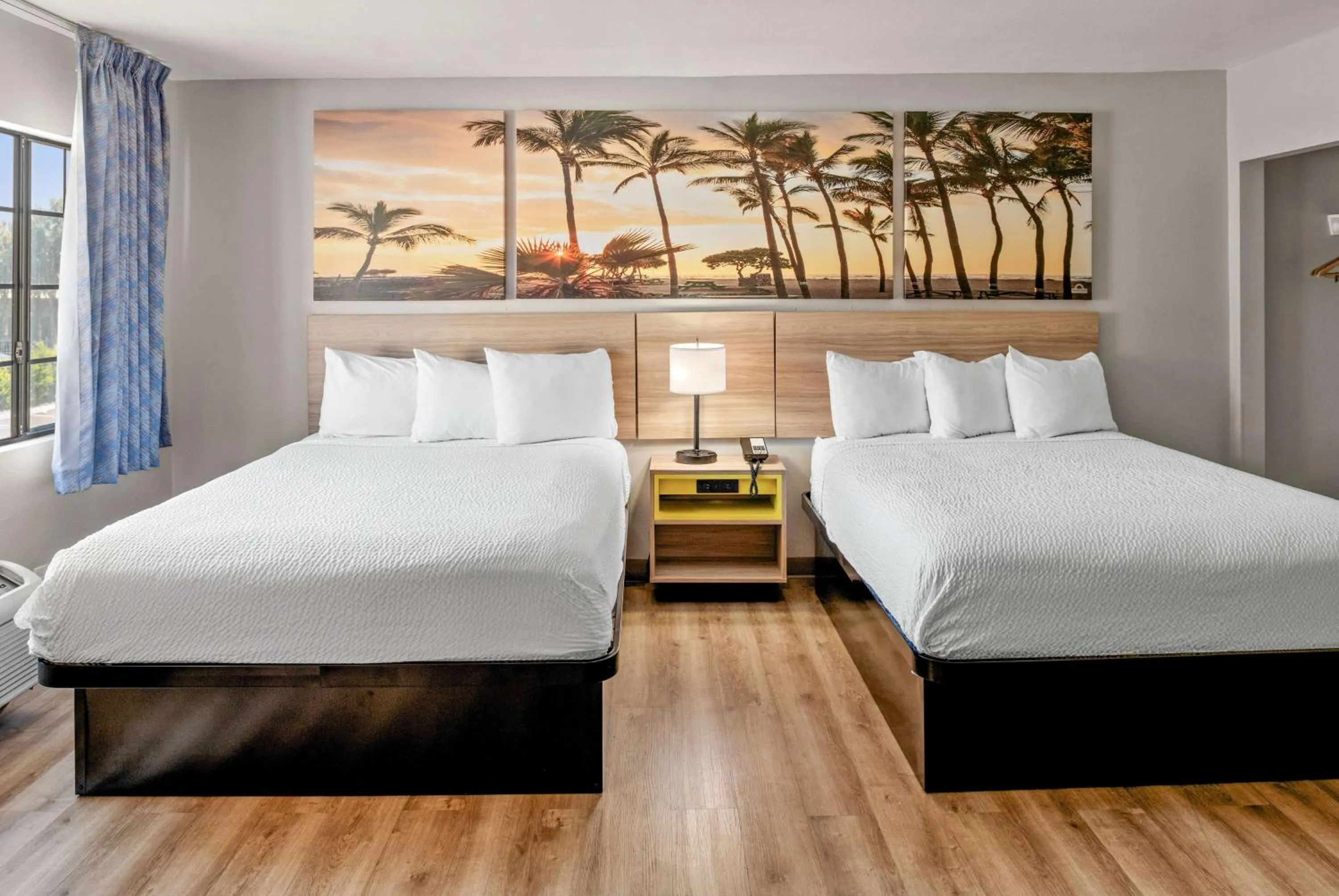 Photo of the whole room, Bed in Days Inn & Suites by Wyndham Artesia