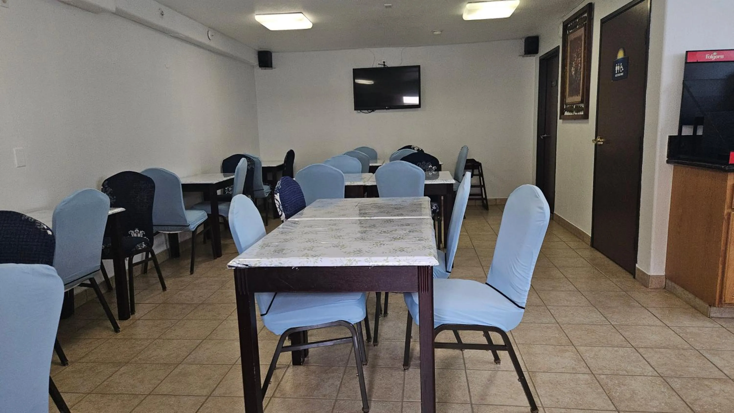 Days Inn & Suites by Wyndham Artesia