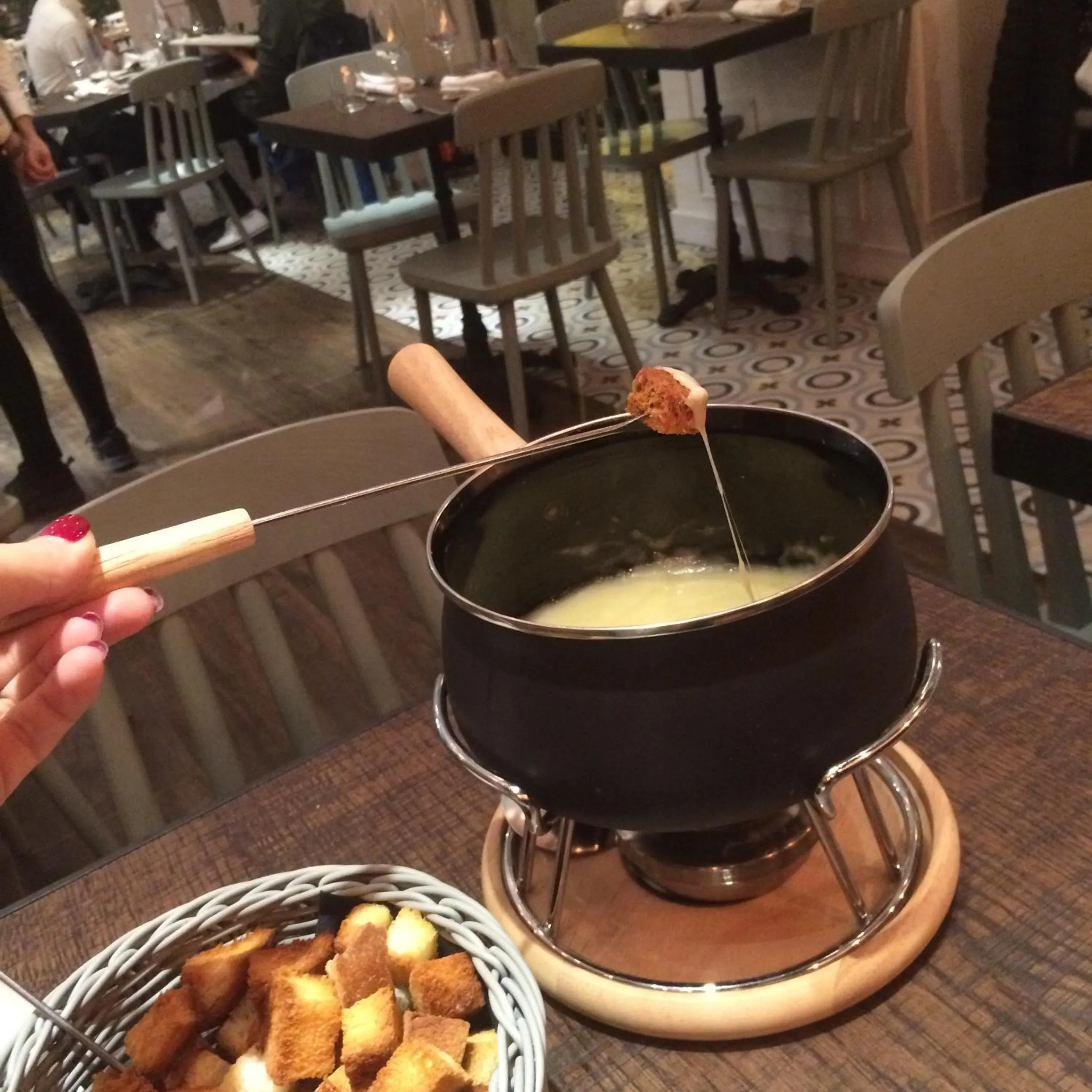 Restaurant/places to eat in Les Fleurs Luxury House