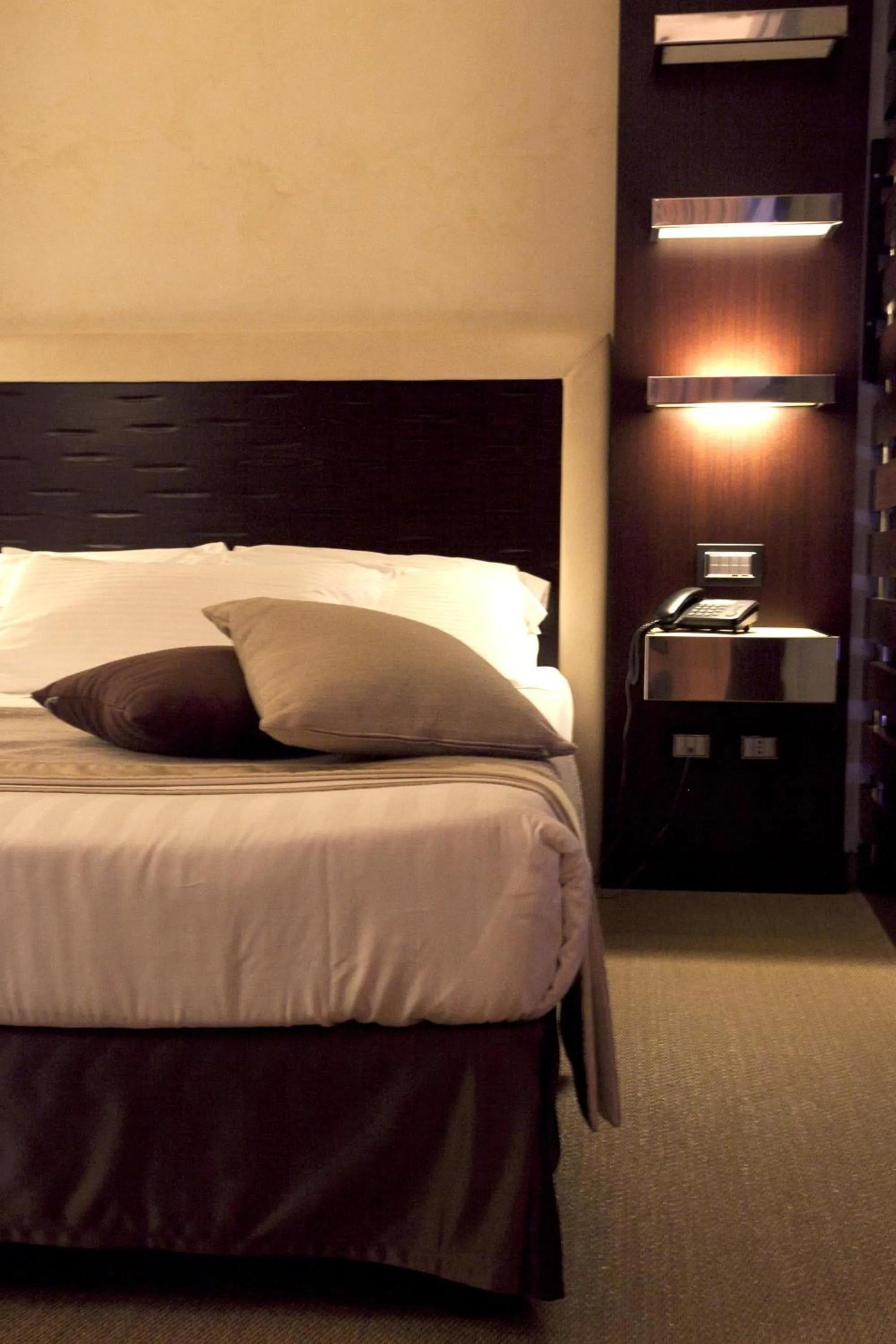 Decorative detail, Bed in Les Fleurs Luxury House