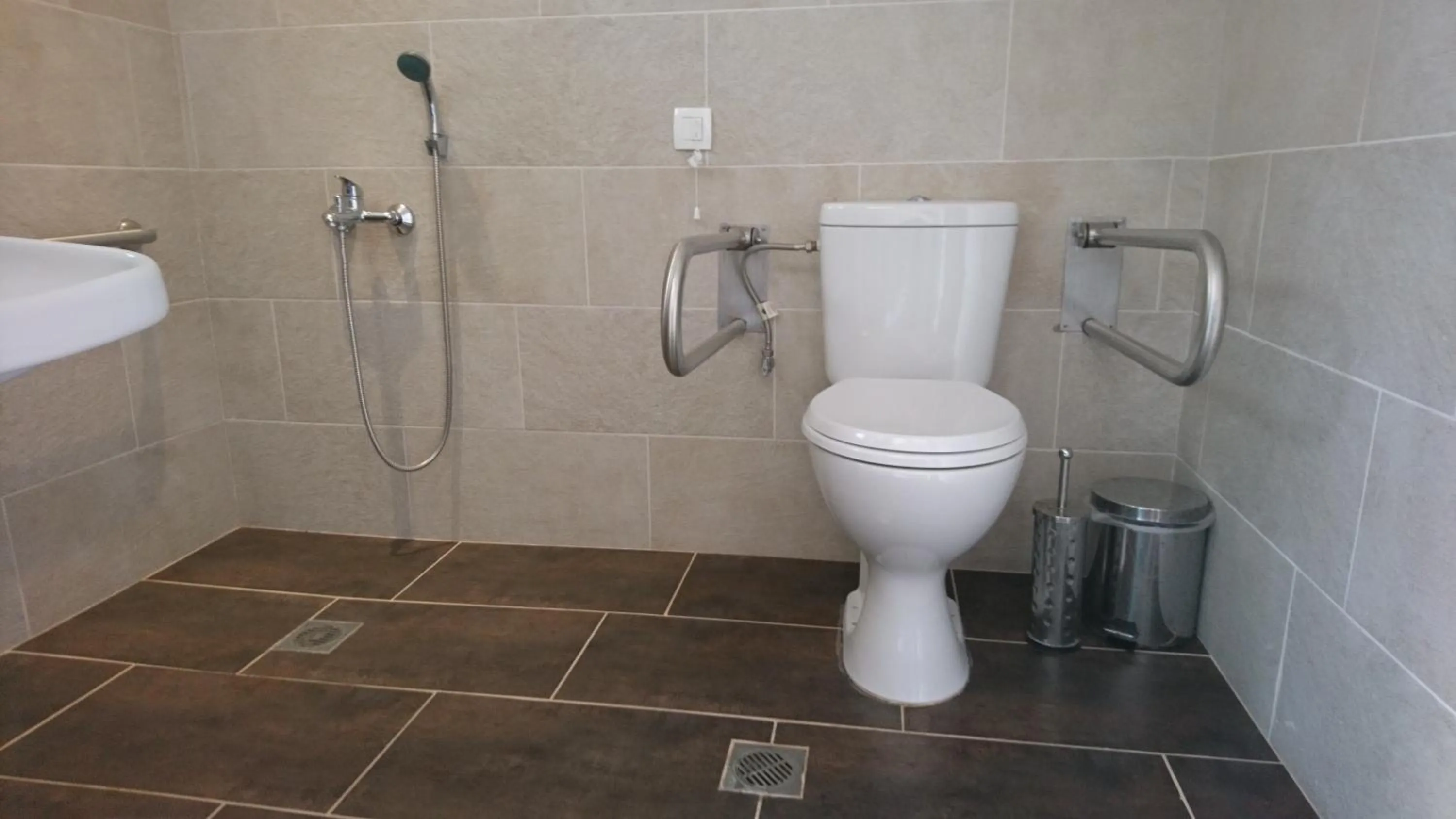 Shower in Coralli Hotel