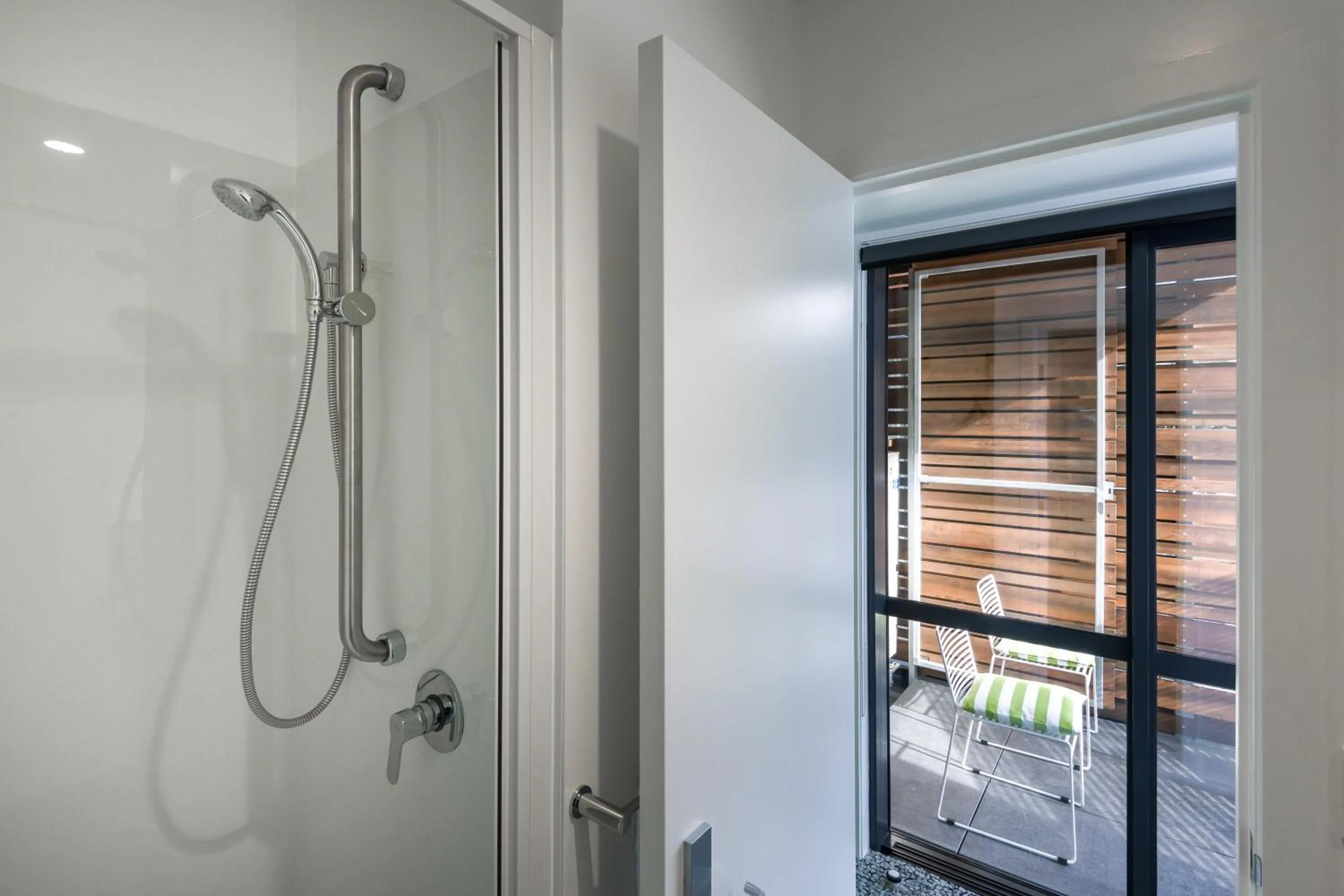 Shower, Bathroom in Jucy Snooze Queenstown