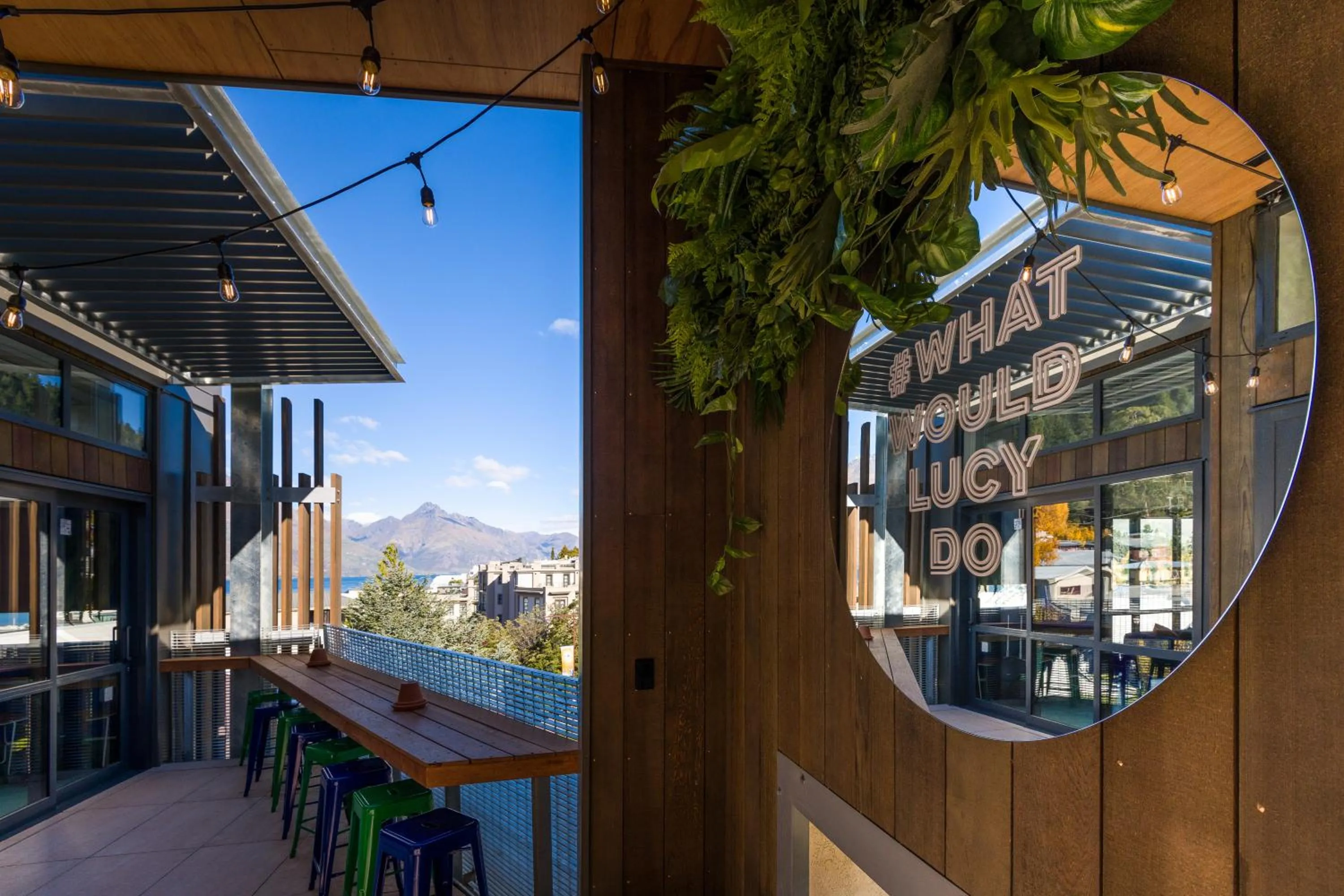 Balcony/Terrace in Jucy Snooze Queenstown