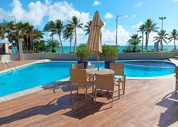 Swimming pool in Maceió Mar Hotel