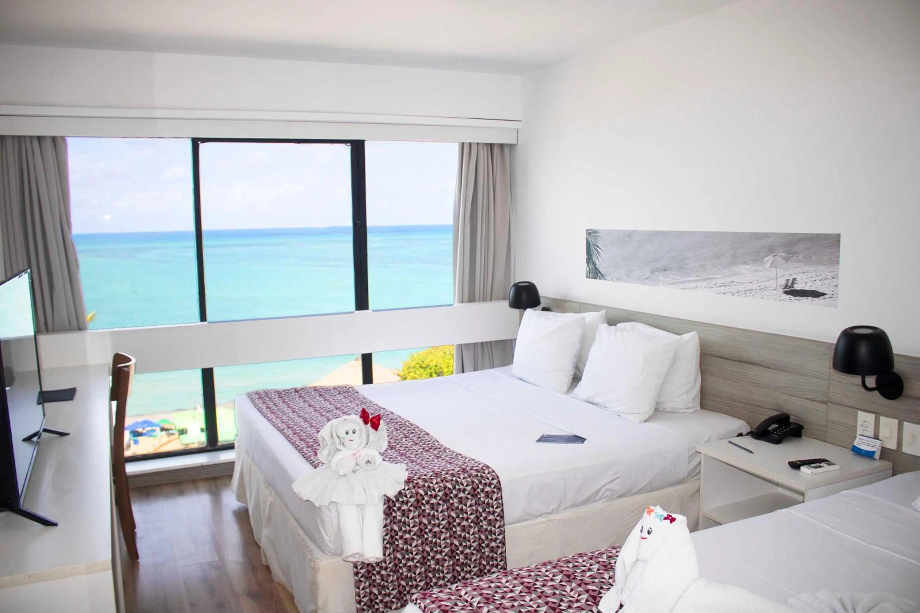 View (from property/room), Bed in Maceió Mar Hotel