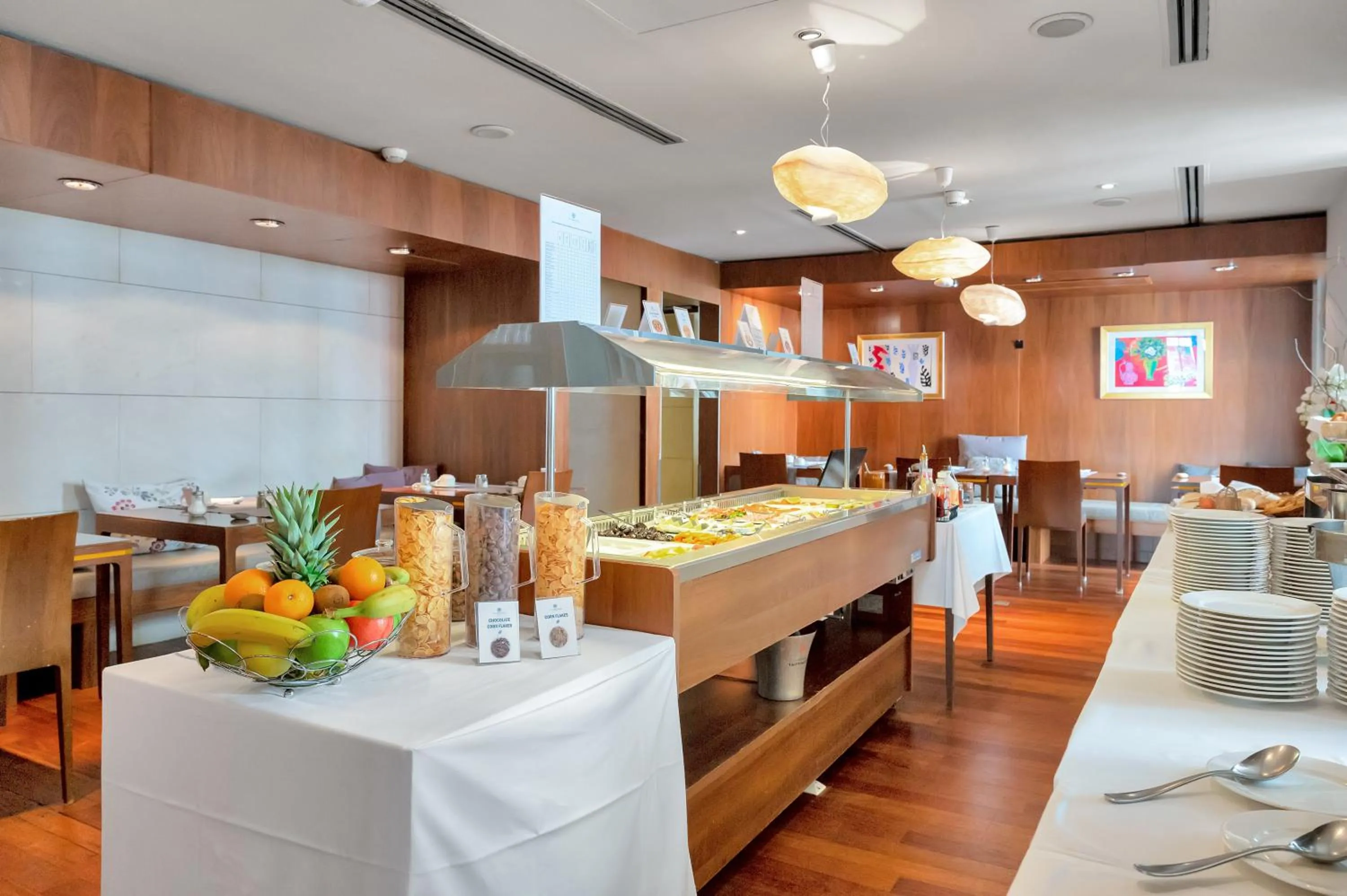 Food and drinks in Hotel Beau Rivage