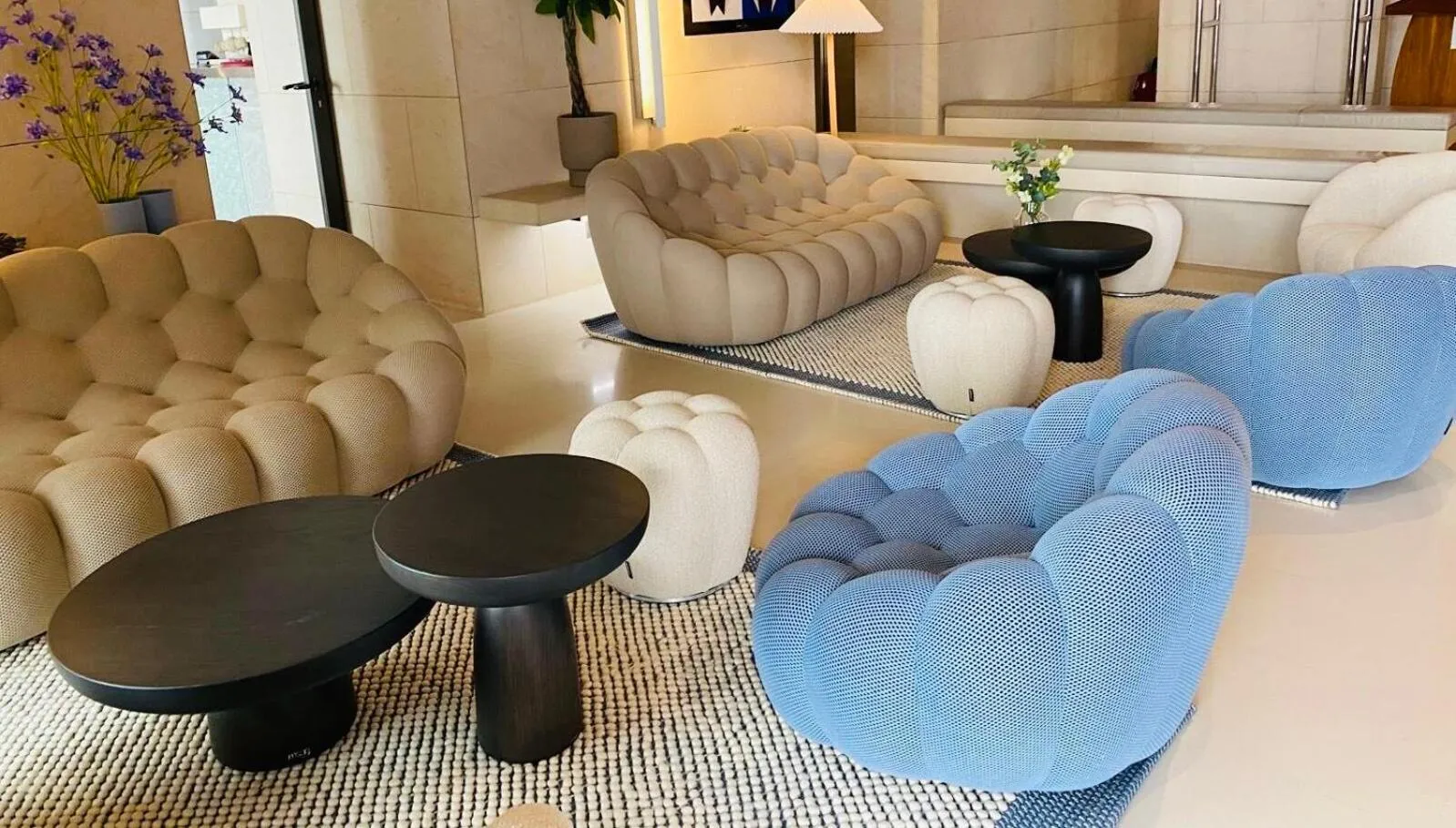 Property building in Hotel Beau Rivage