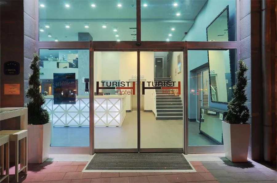 Facade/entrance in Hotel Turist