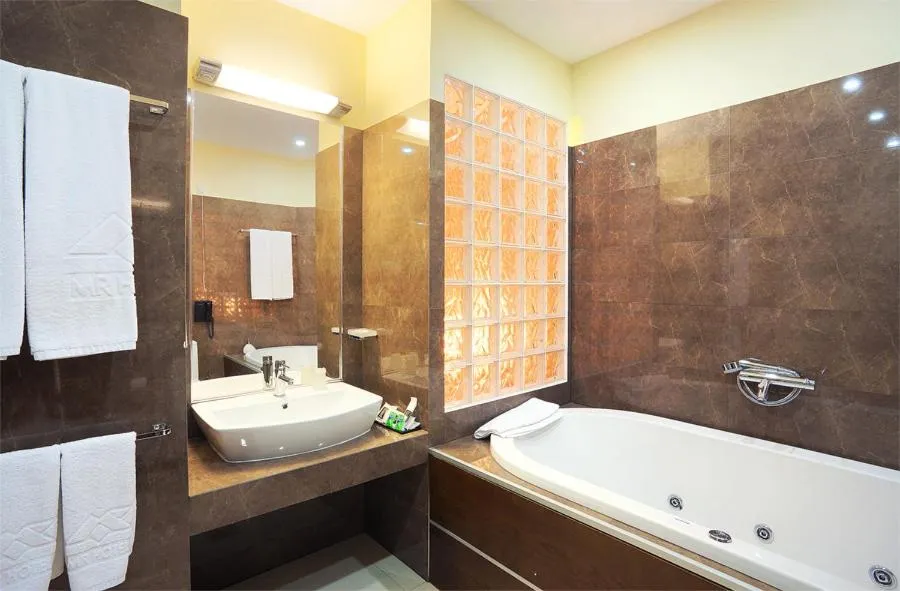 Bathroom in Hotel Turist