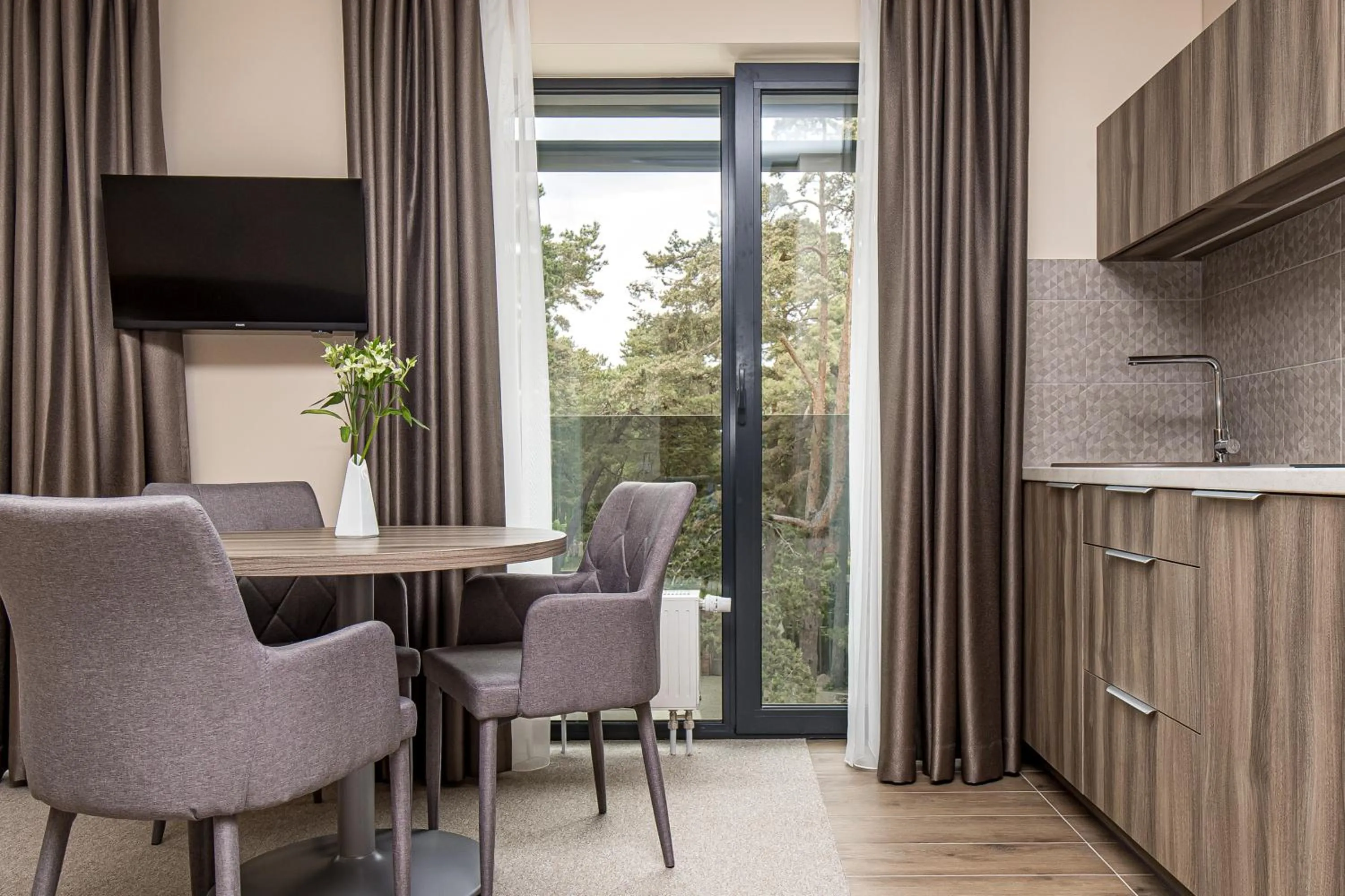 Kitchen or kitchenette in Žuvėdra