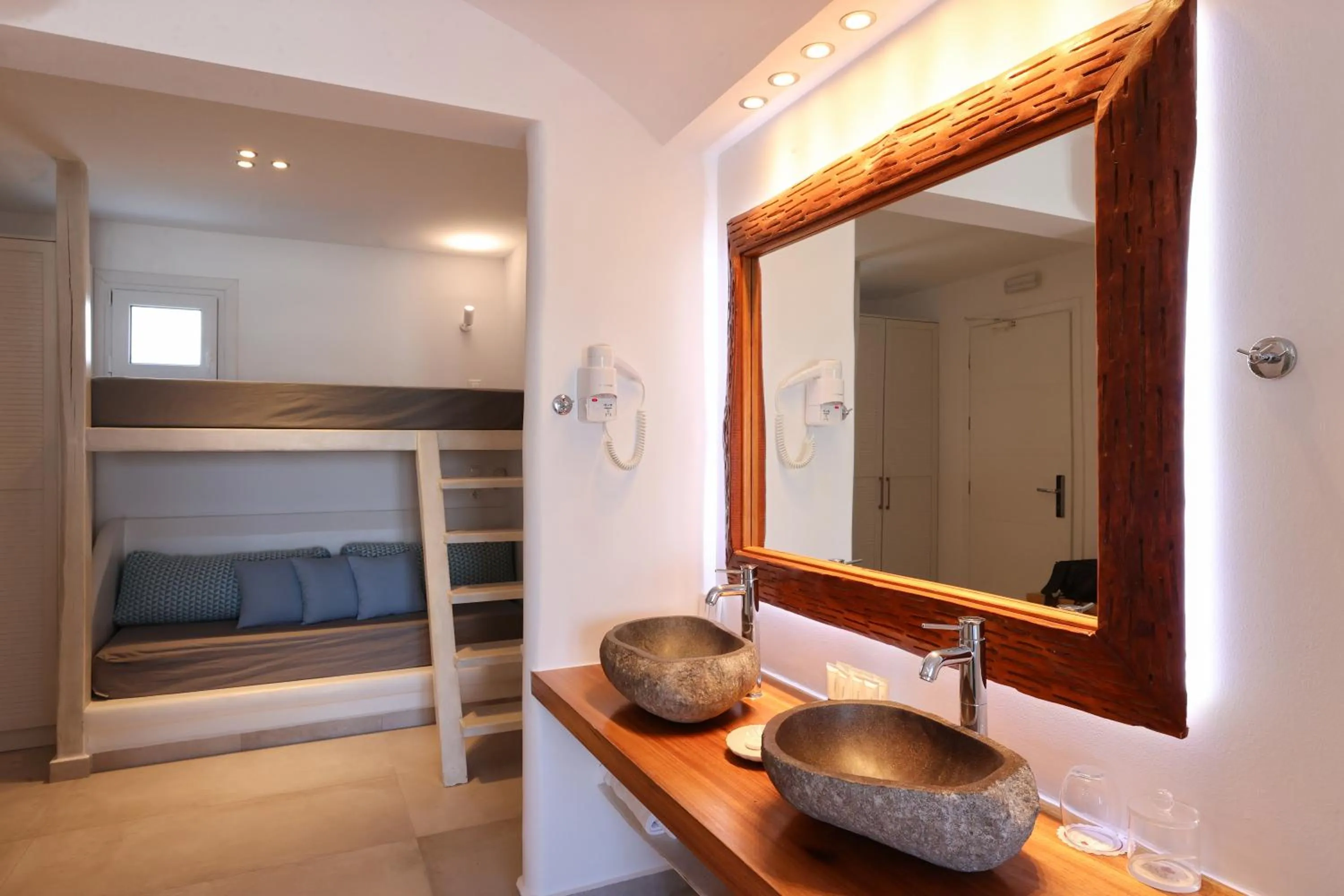 Bedroom, Bed in Ibiscus Boutique