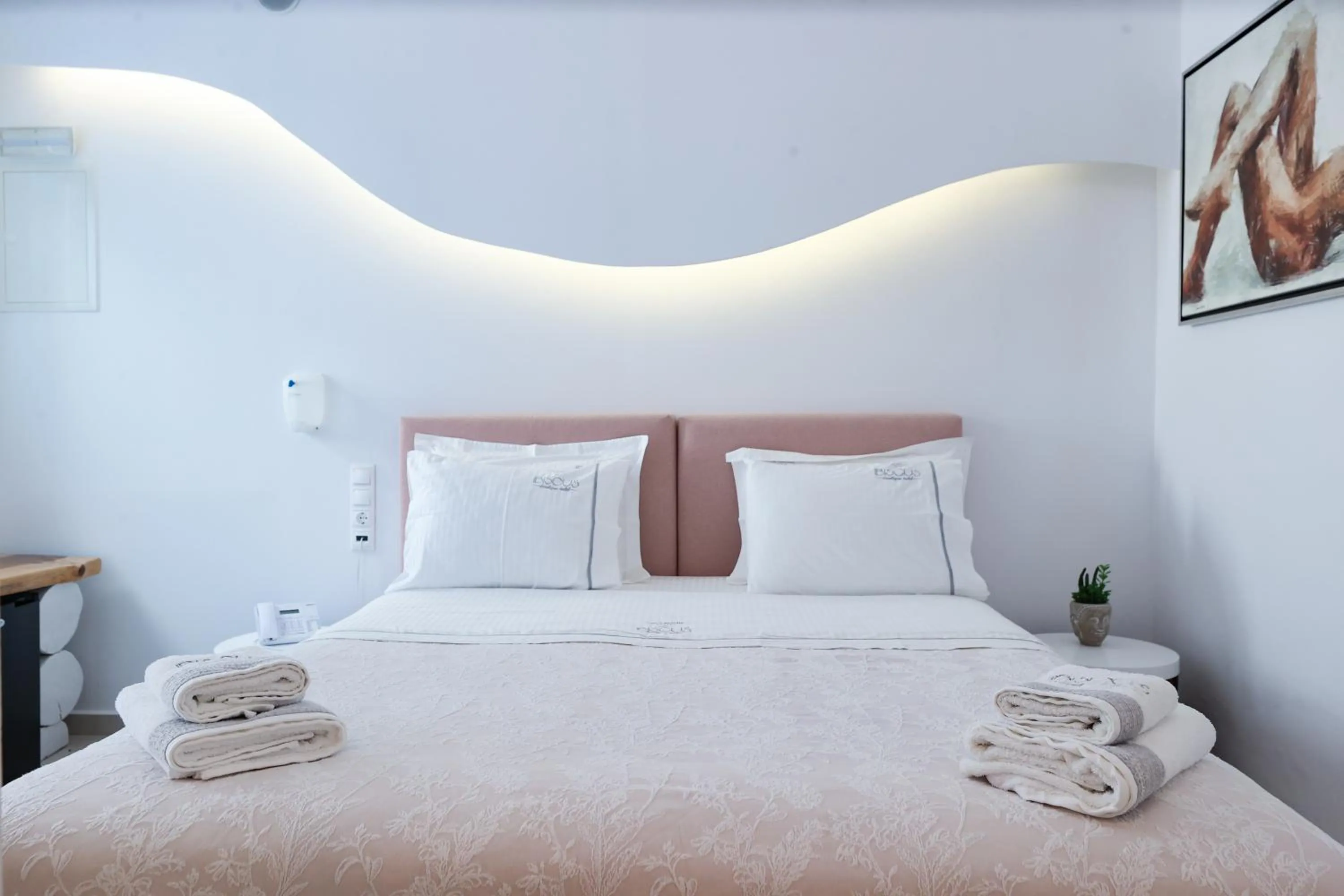 Bed in Ibiscus Boutique