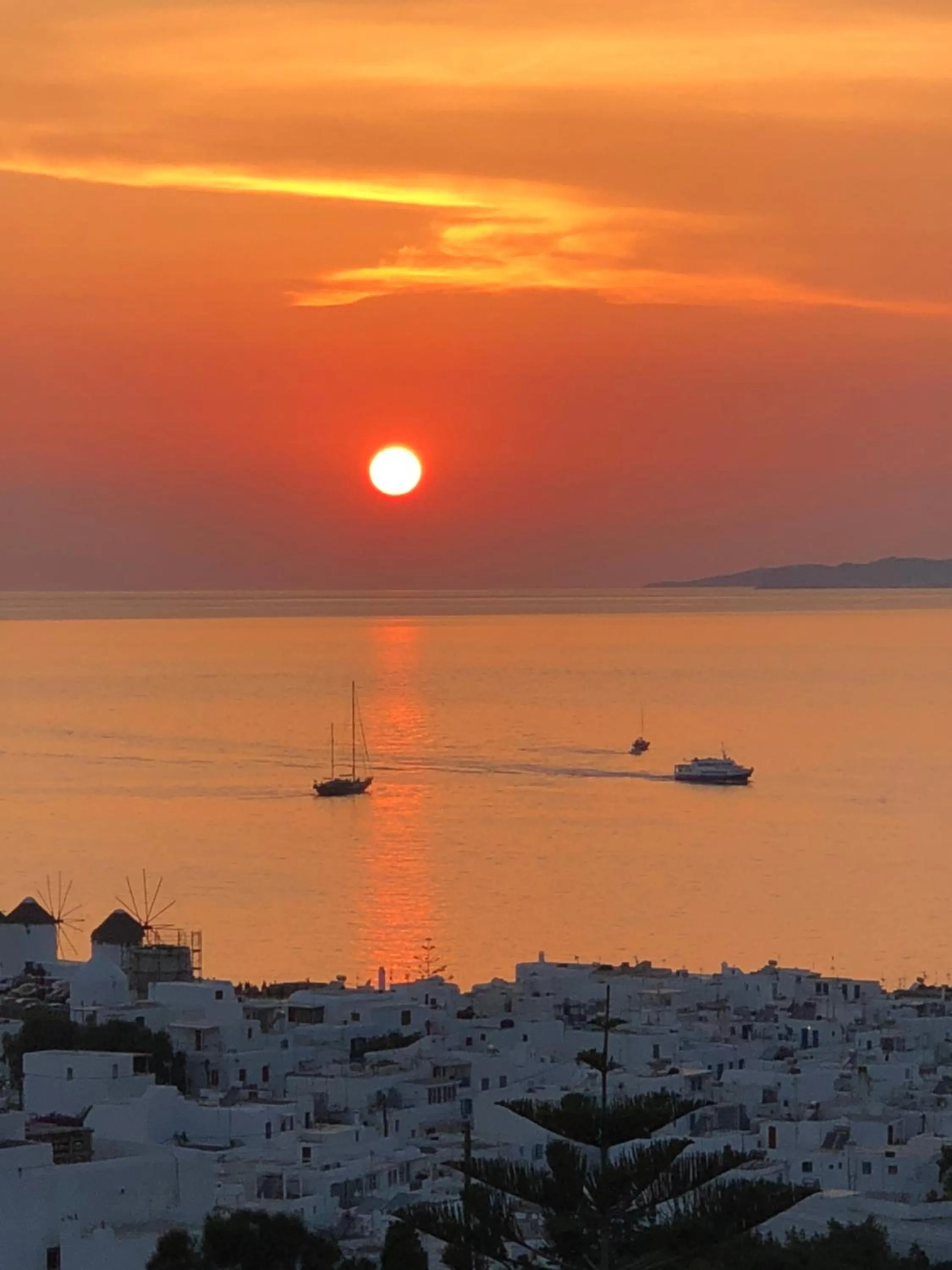 Sunset in Ibiscus Boutique