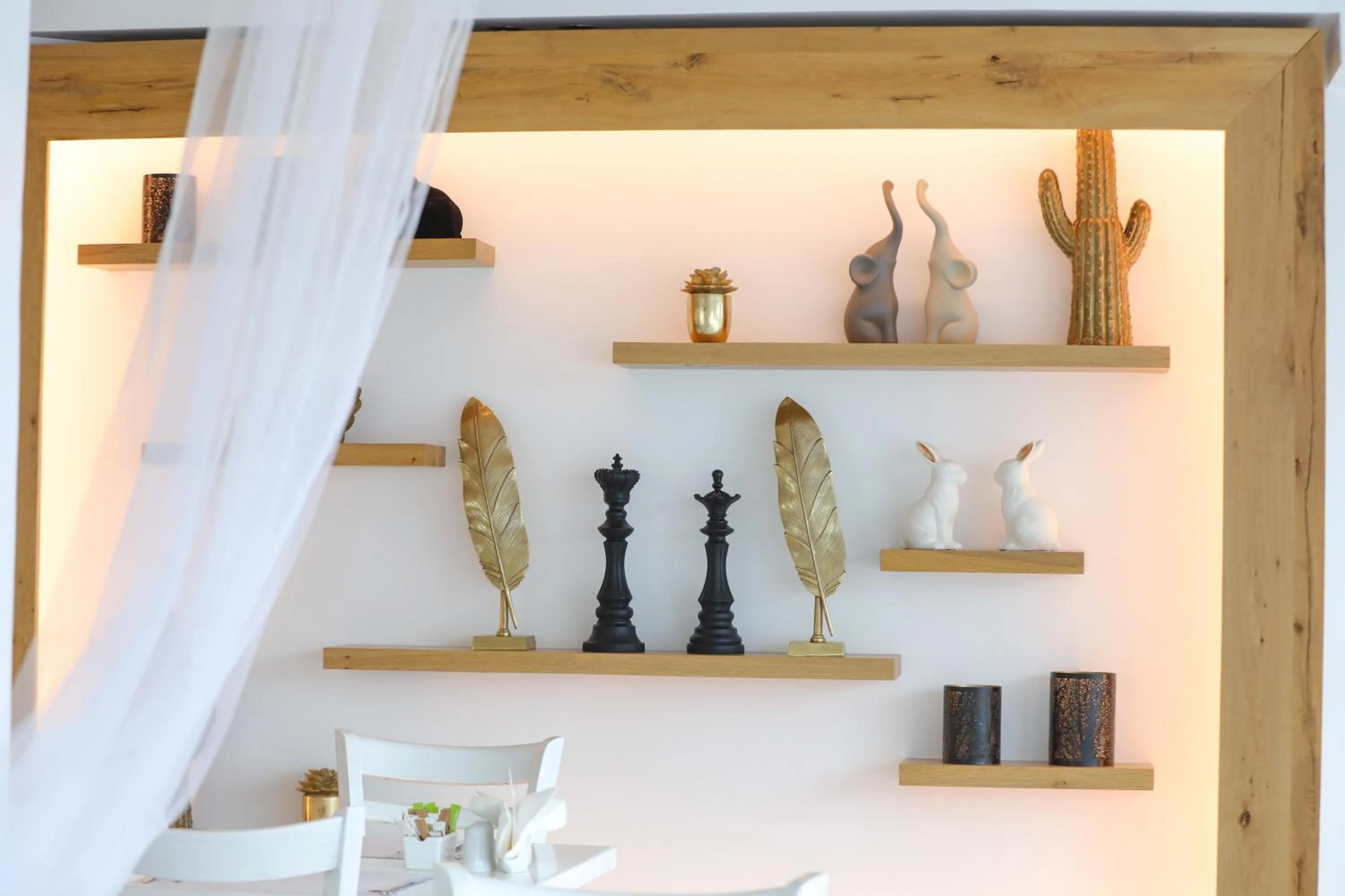 Decorative detail in Ibiscus Boutique