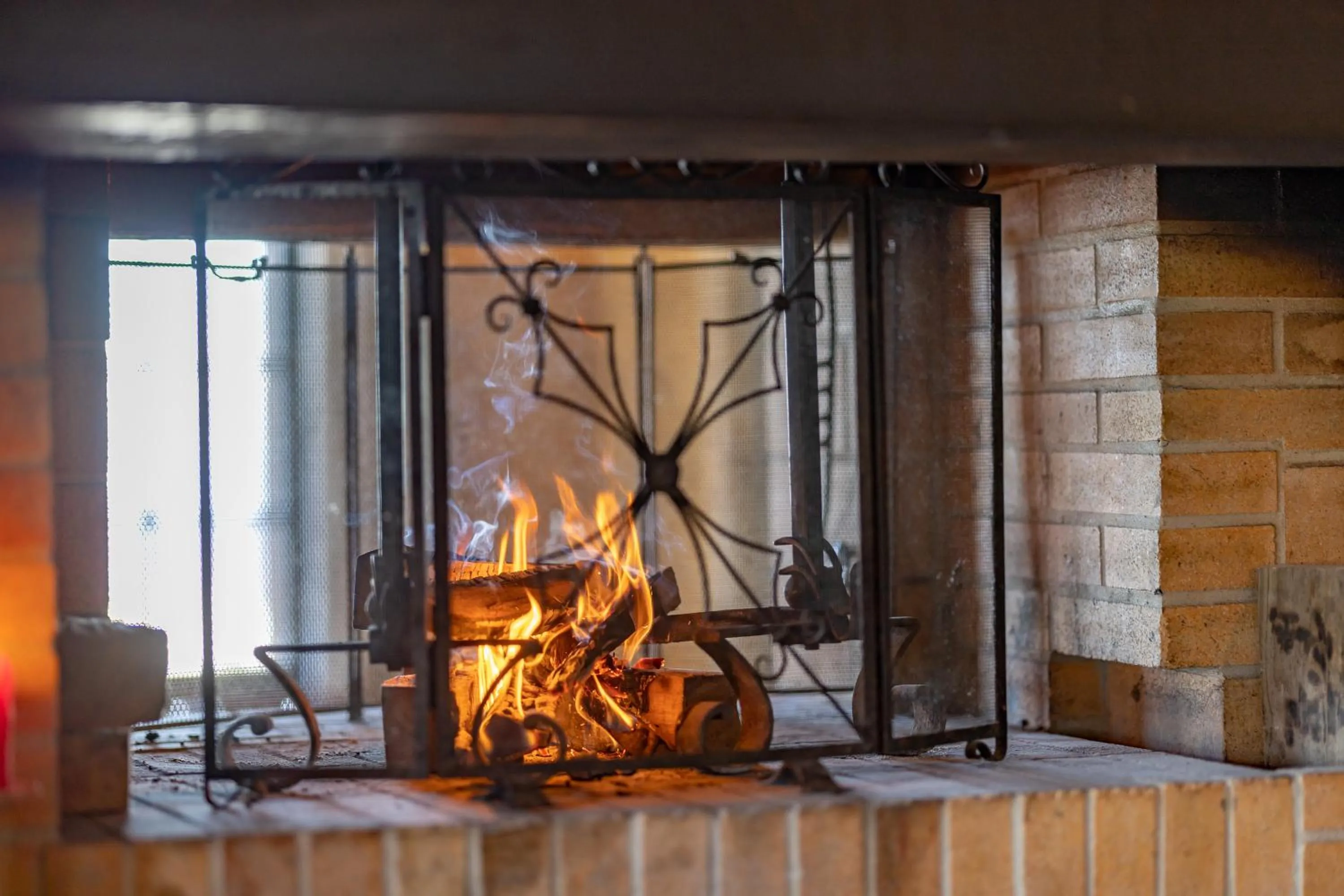 flat iron in Le Coucou Hotel Restaurant & Lounge-Bar