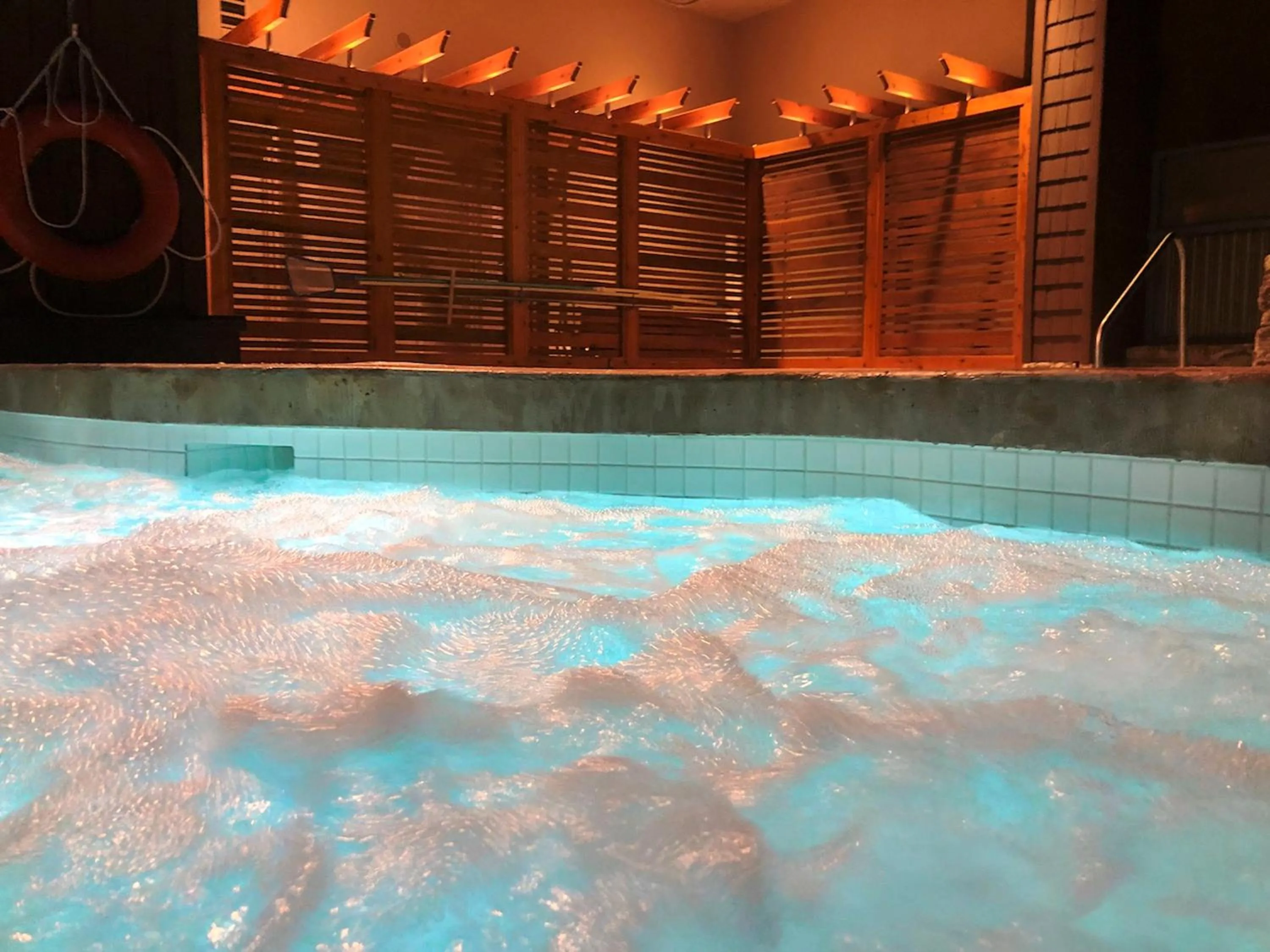 Hot Tub in Tyndall Stone Lodge by Whiski Jack