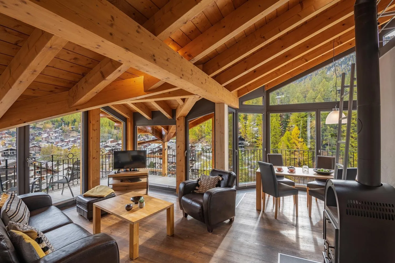 Balcony/Terrace in 22 Summits Apartments