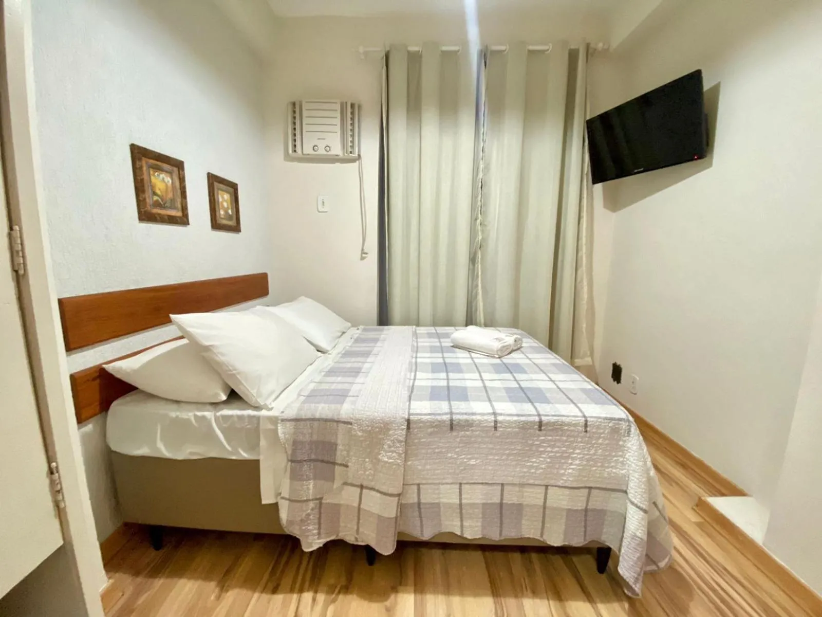 Photo of the whole room, Bed in Porto Forte Pousada