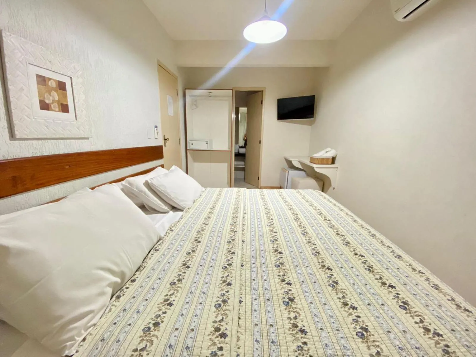 Photo of the whole room, Bed in Porto Forte Pousada