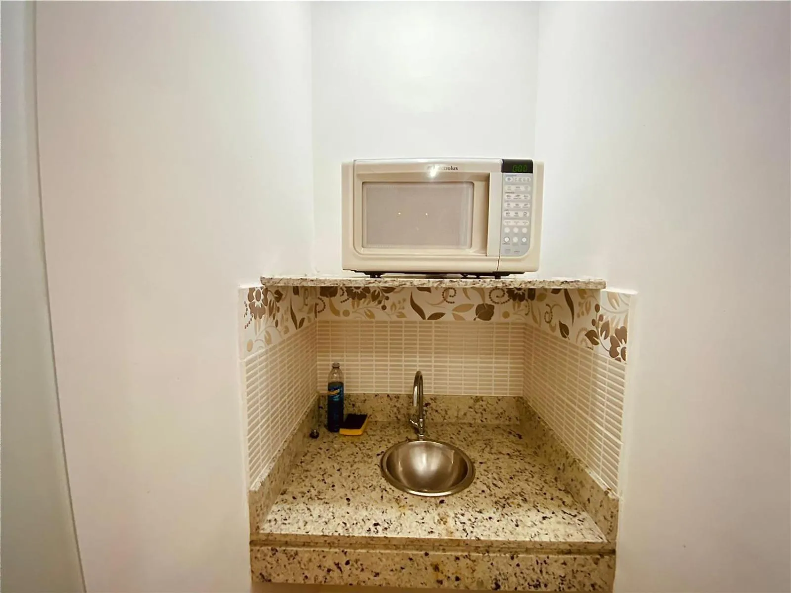 Kitchen or kitchenette in Porto Forte Pousada