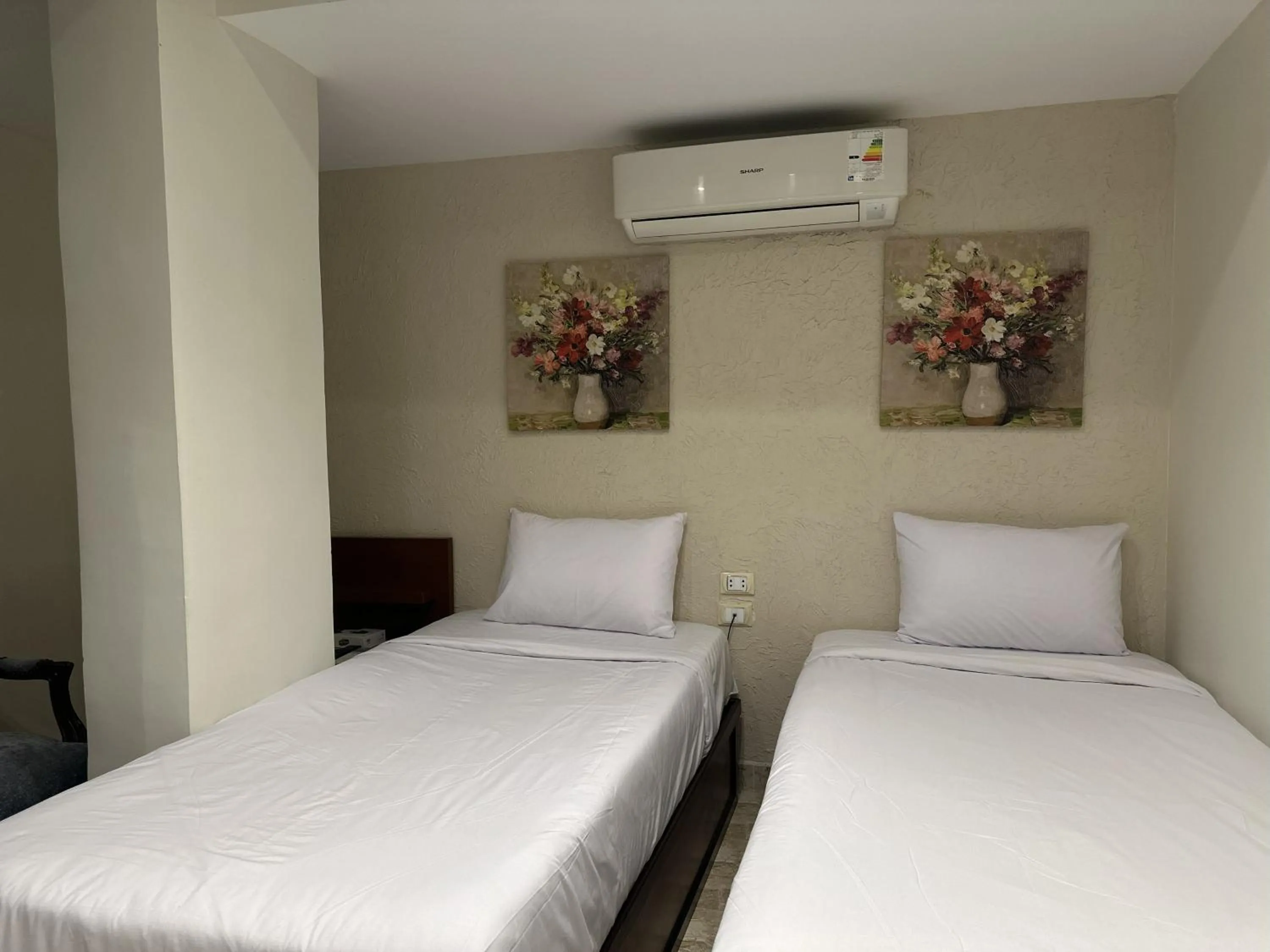 Bed in Giza Pyramids Inn