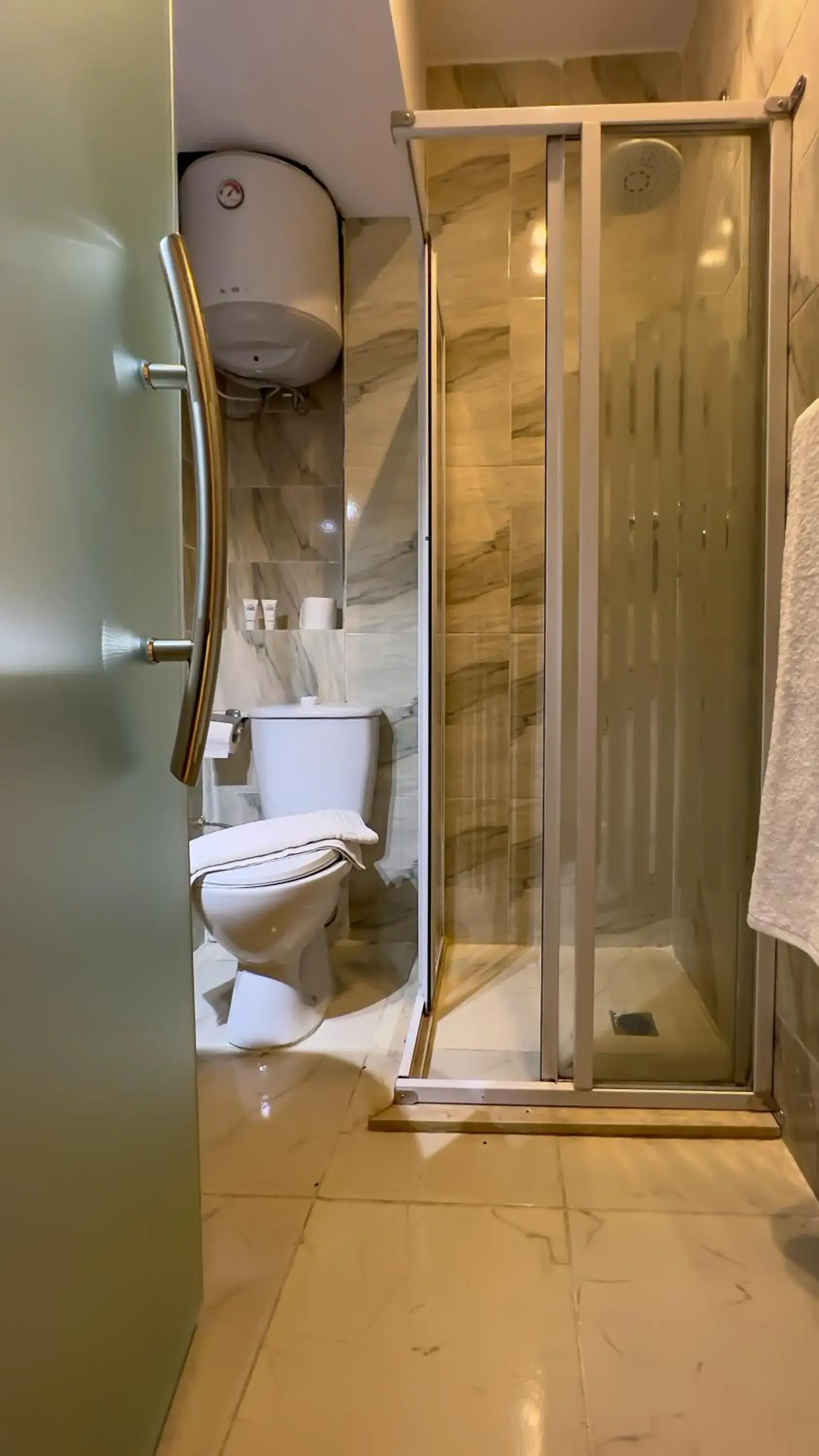 Single Room with Private Bathroom in Giza Pyramids Inn Single Room with Private Bathroom in Giza Pyramids Inn